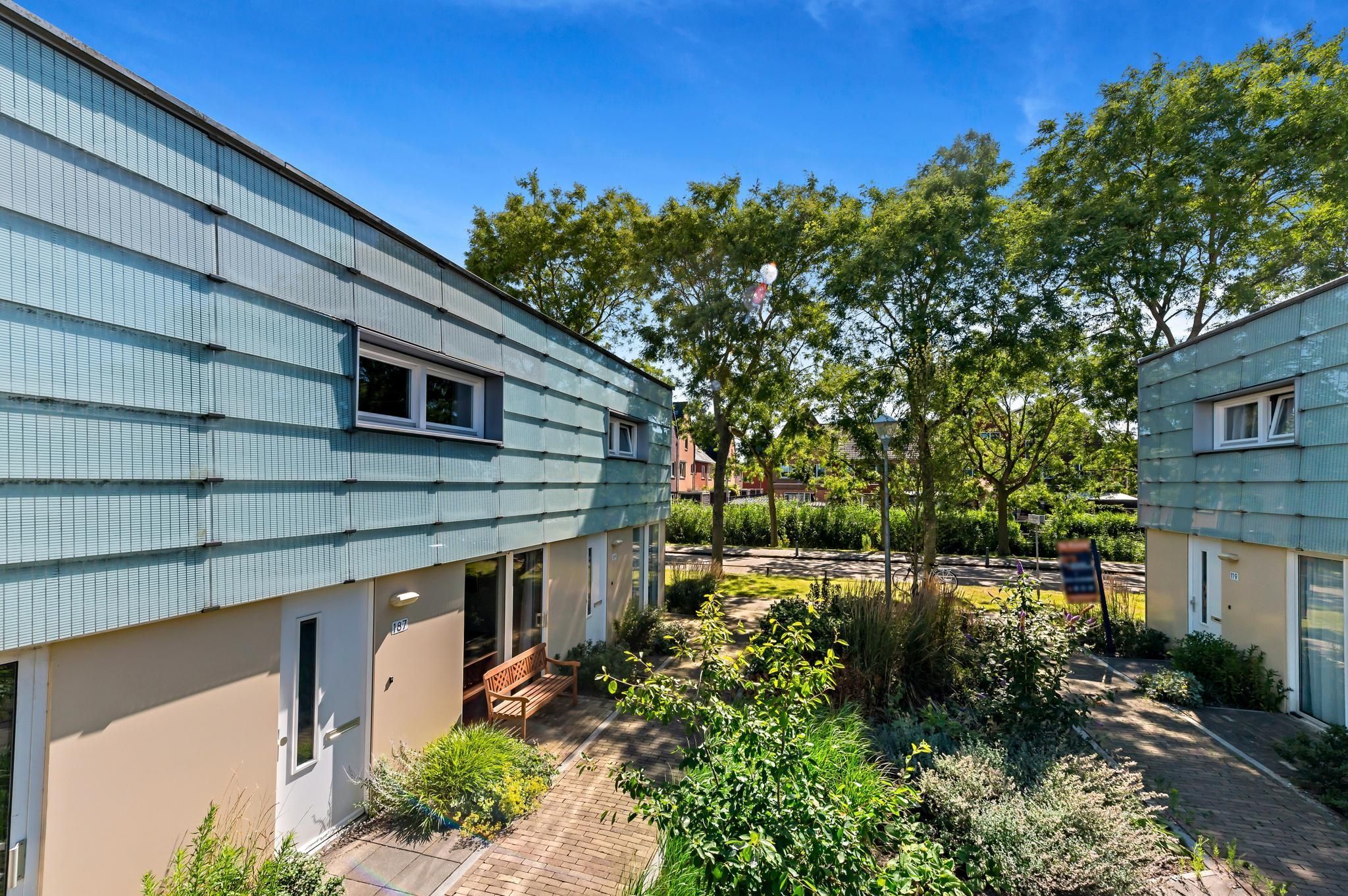 Van Essendijk 187 Photo 1