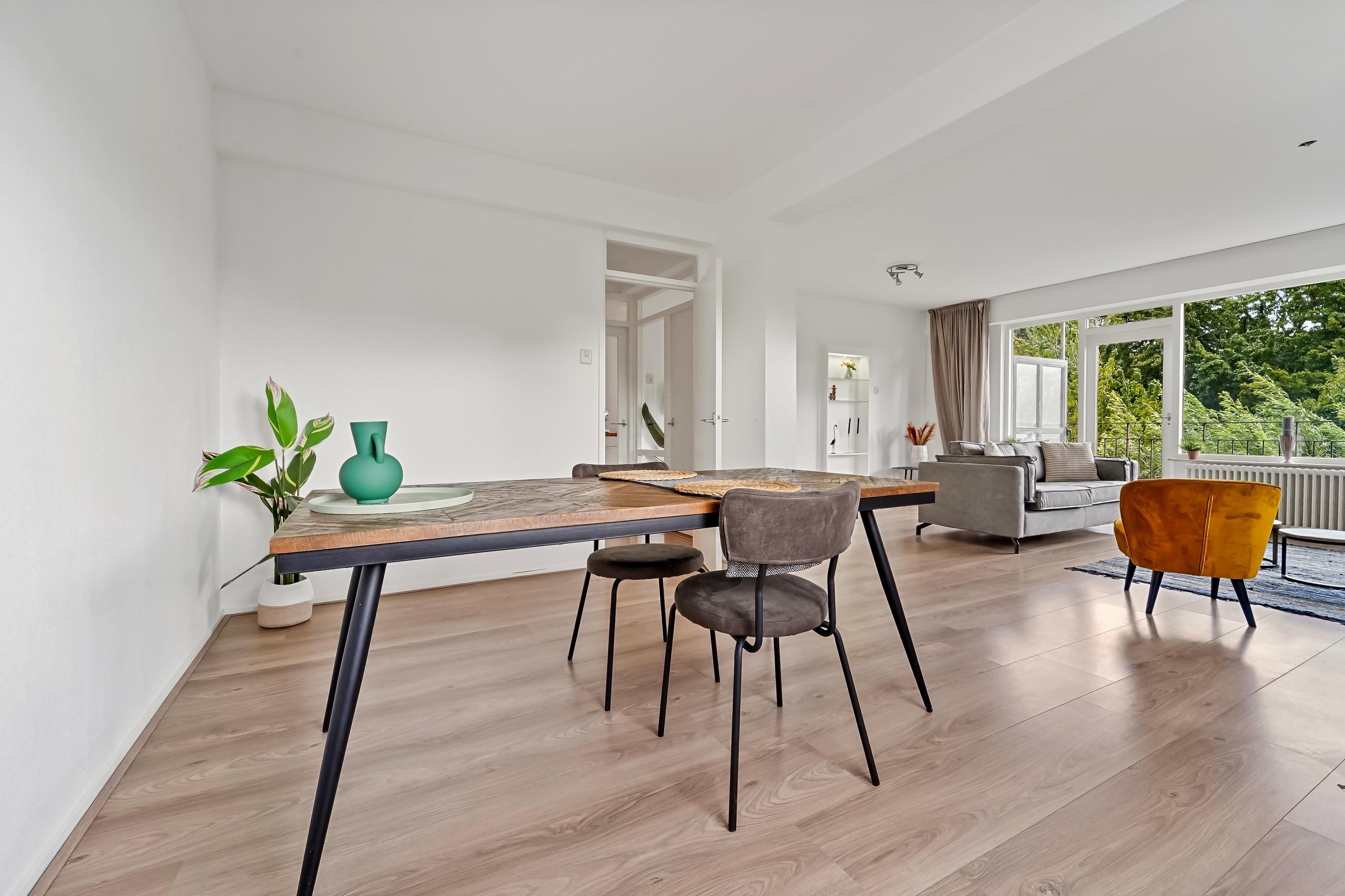 Dignaland 22 Photo 1