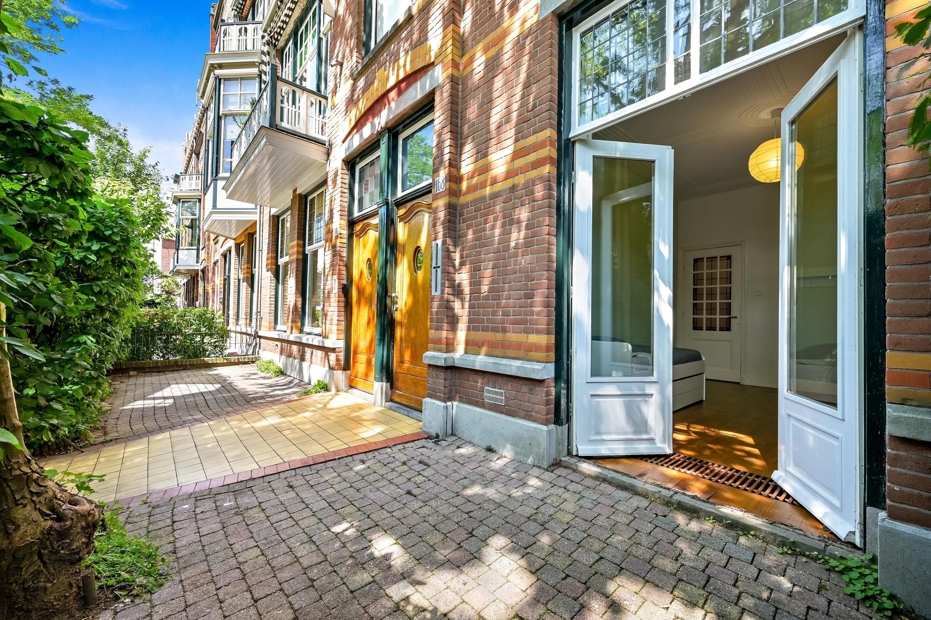 Laan van Nieuw-Oost-Indië 166 Photo 1