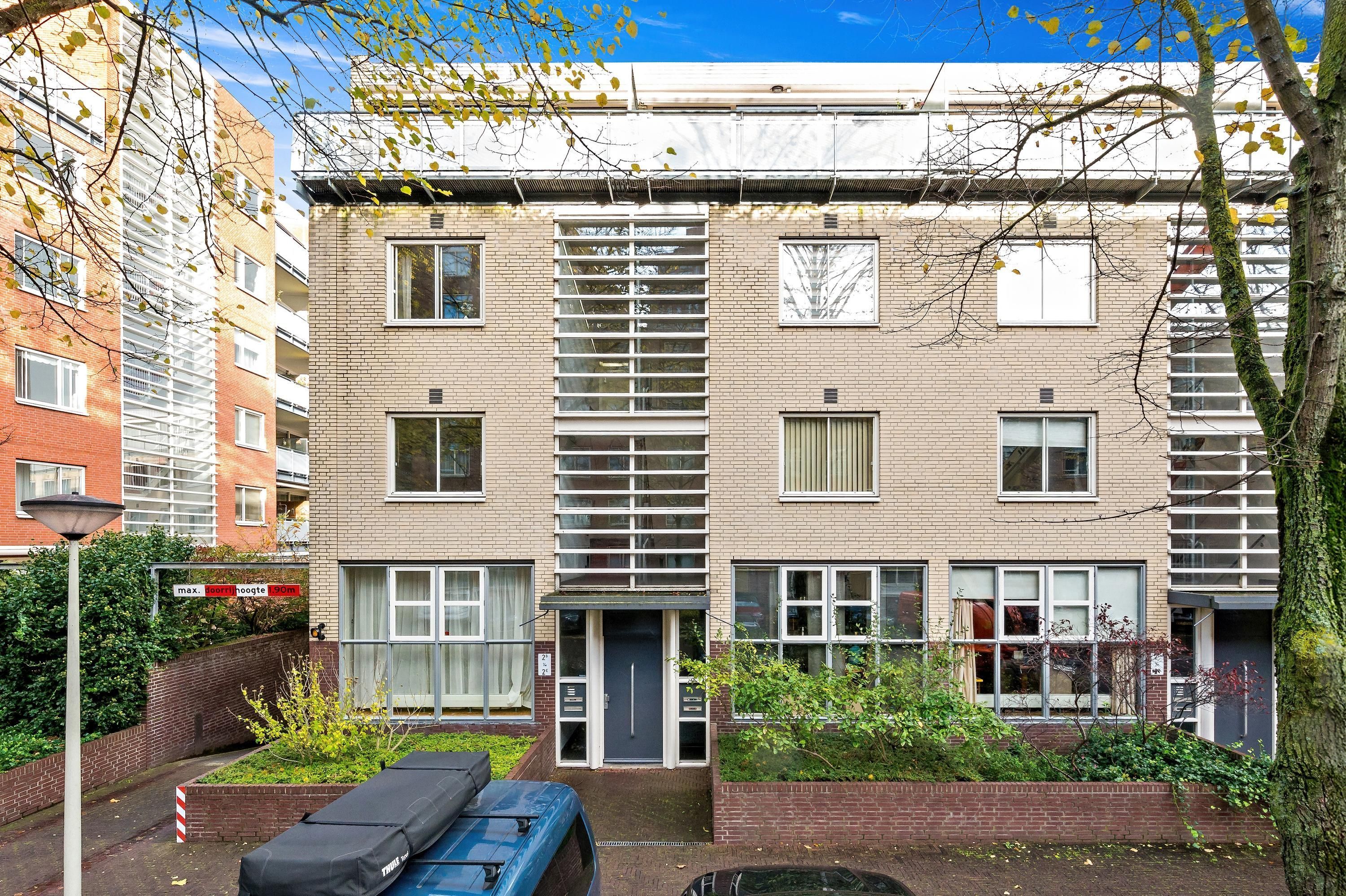 Louise Henriëttestraat 2-D Photo 3