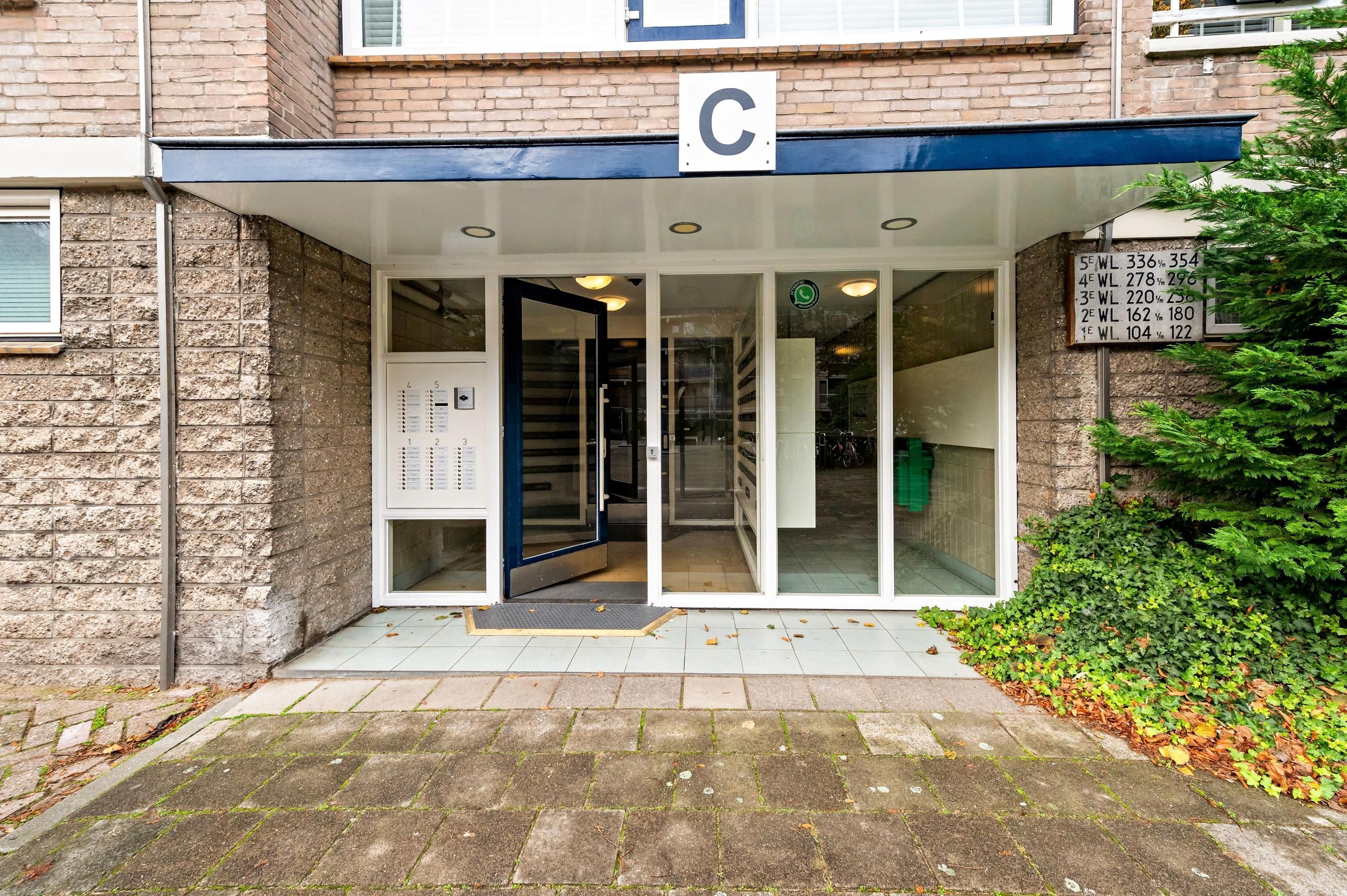 Burgemeester Caan van Necklaan 180 Photo 3