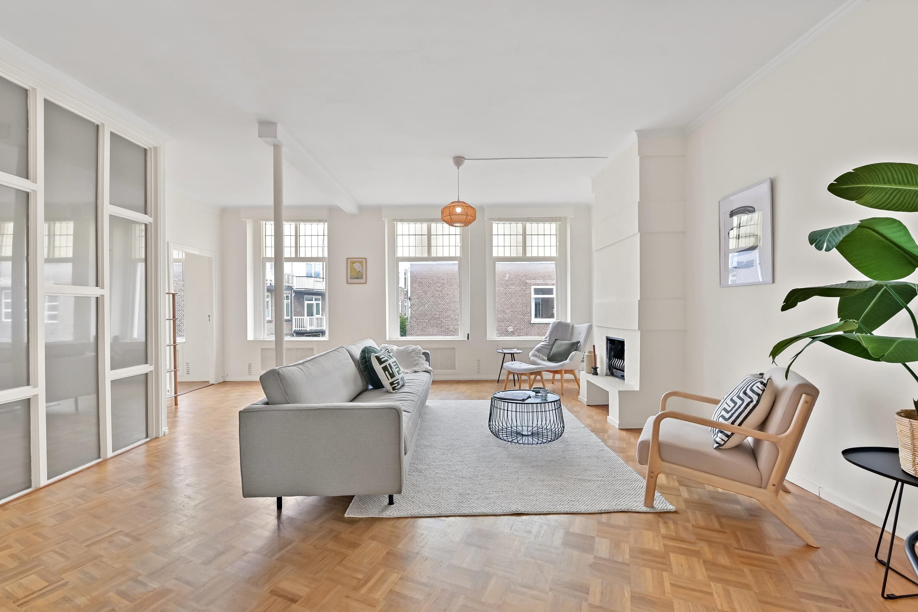 Hendrik Zwaardecroonstraat 135 Photo 2