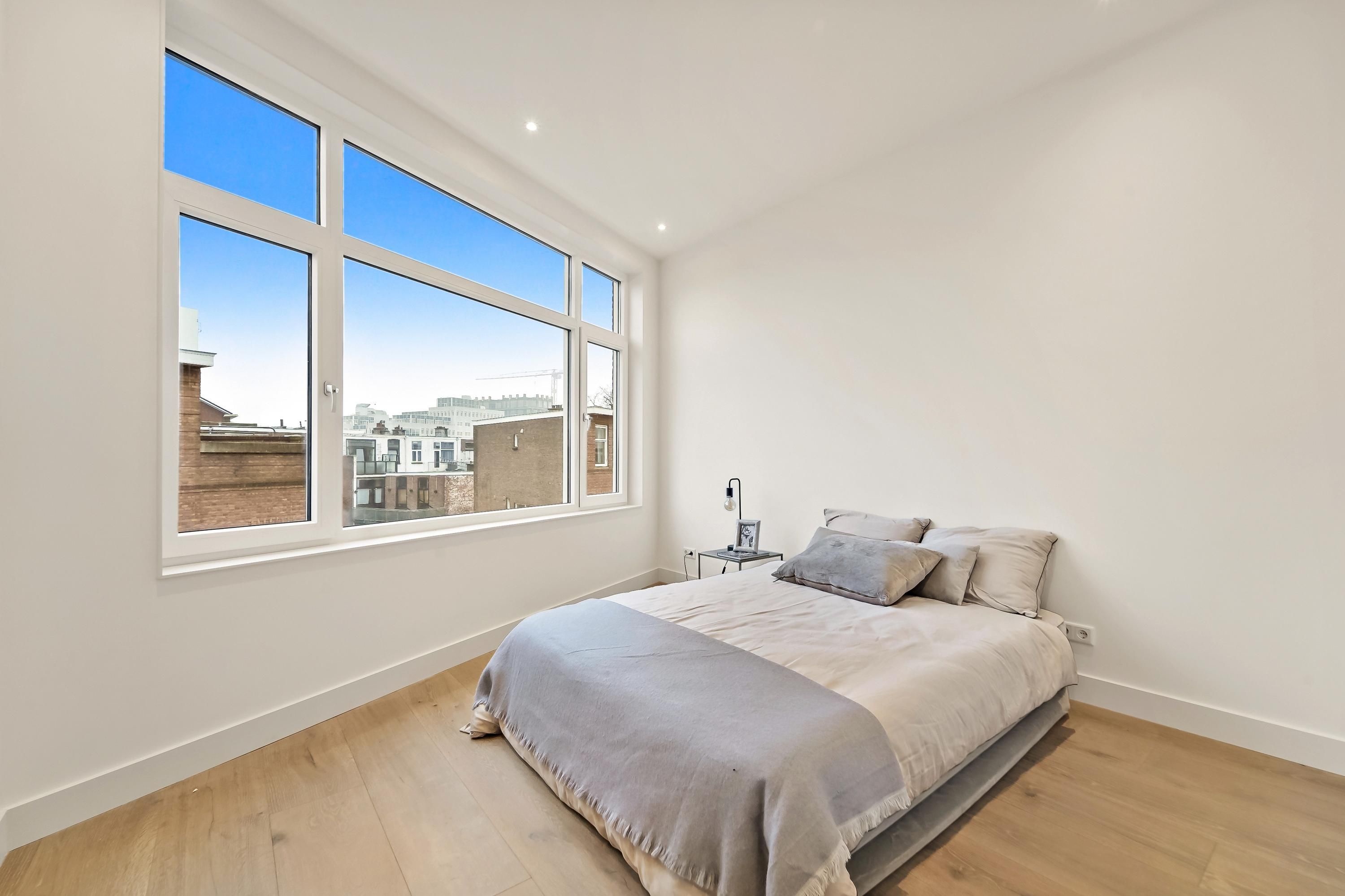 Hendrik Zwaardecroonstraat 116-C Photo 3