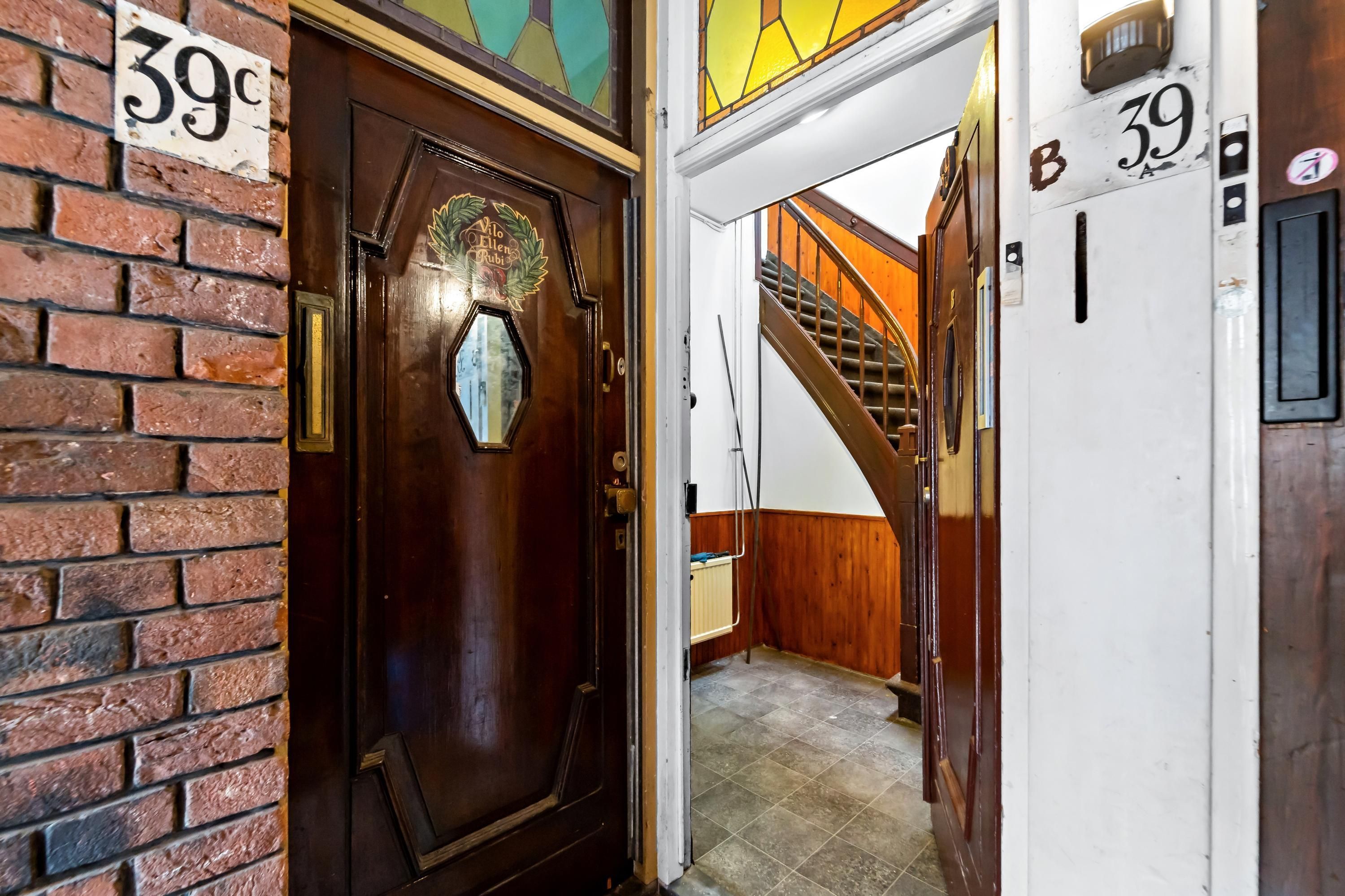 Nicolaas Tulpstraat 39-B Photo 2