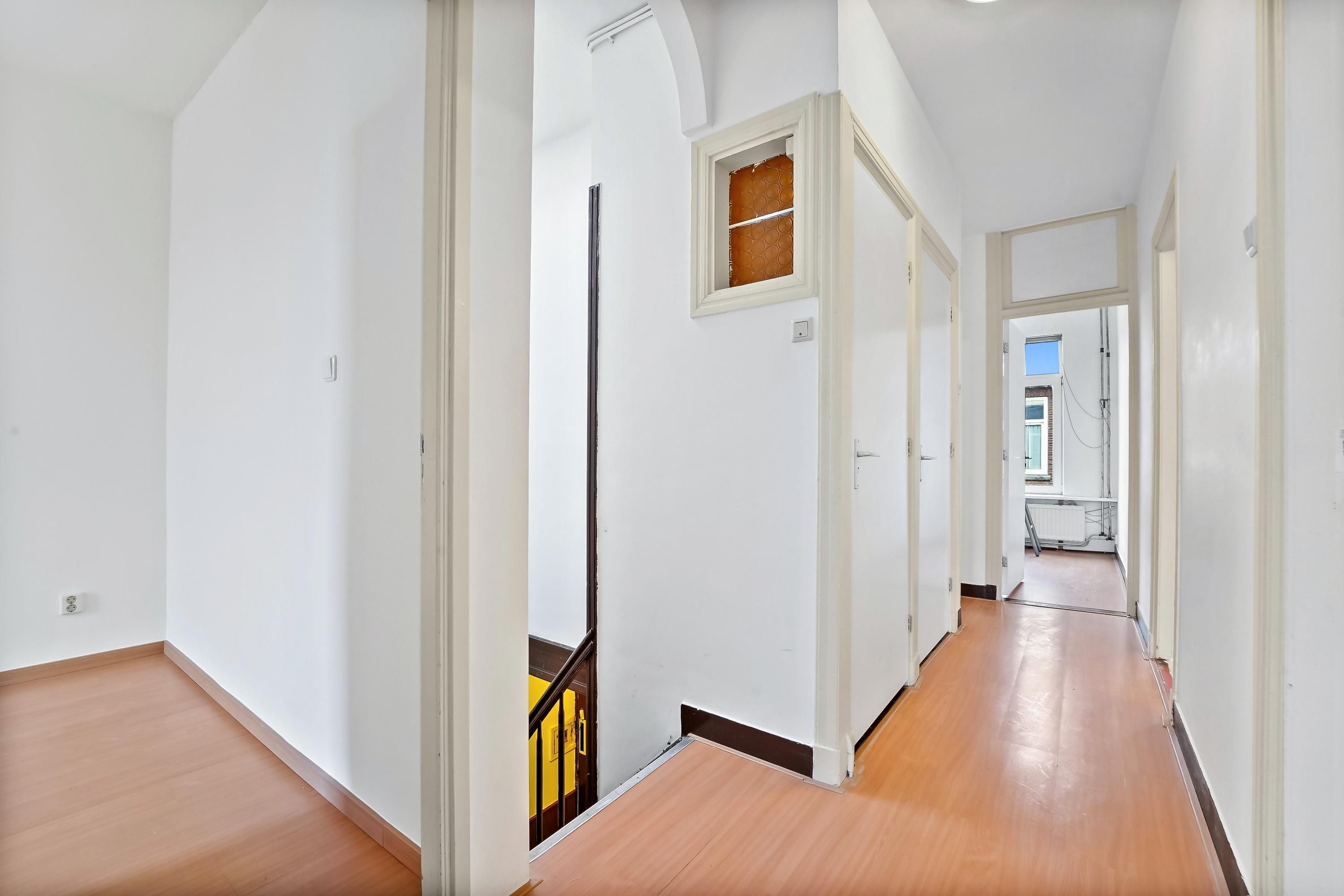 Nicolaas Tulpstraat 39-B Photo 3