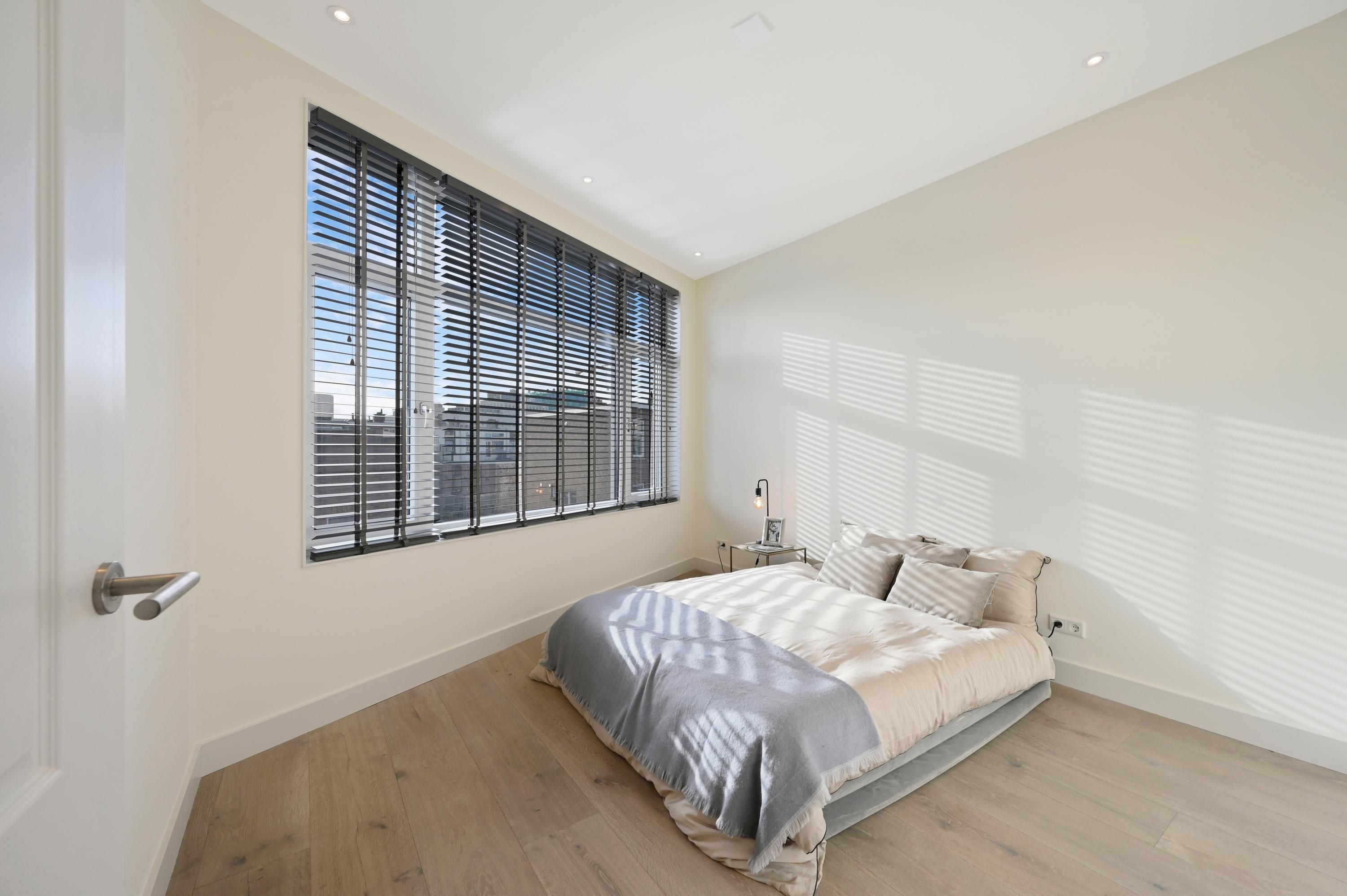 Hendrik Zwaardecroonstraat 116-C Photo 4