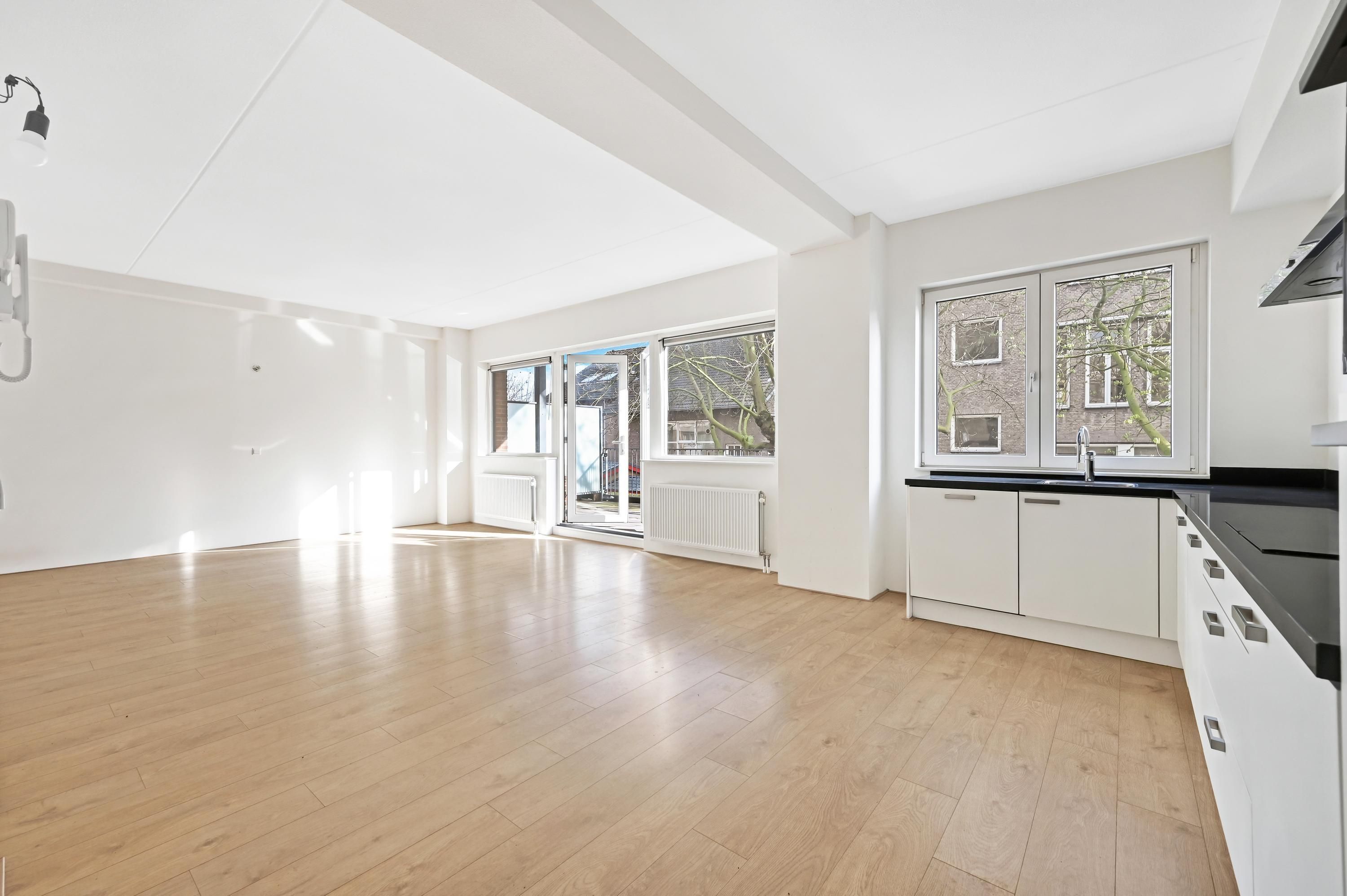 Koningin Sophiestraat 182 Photo 2