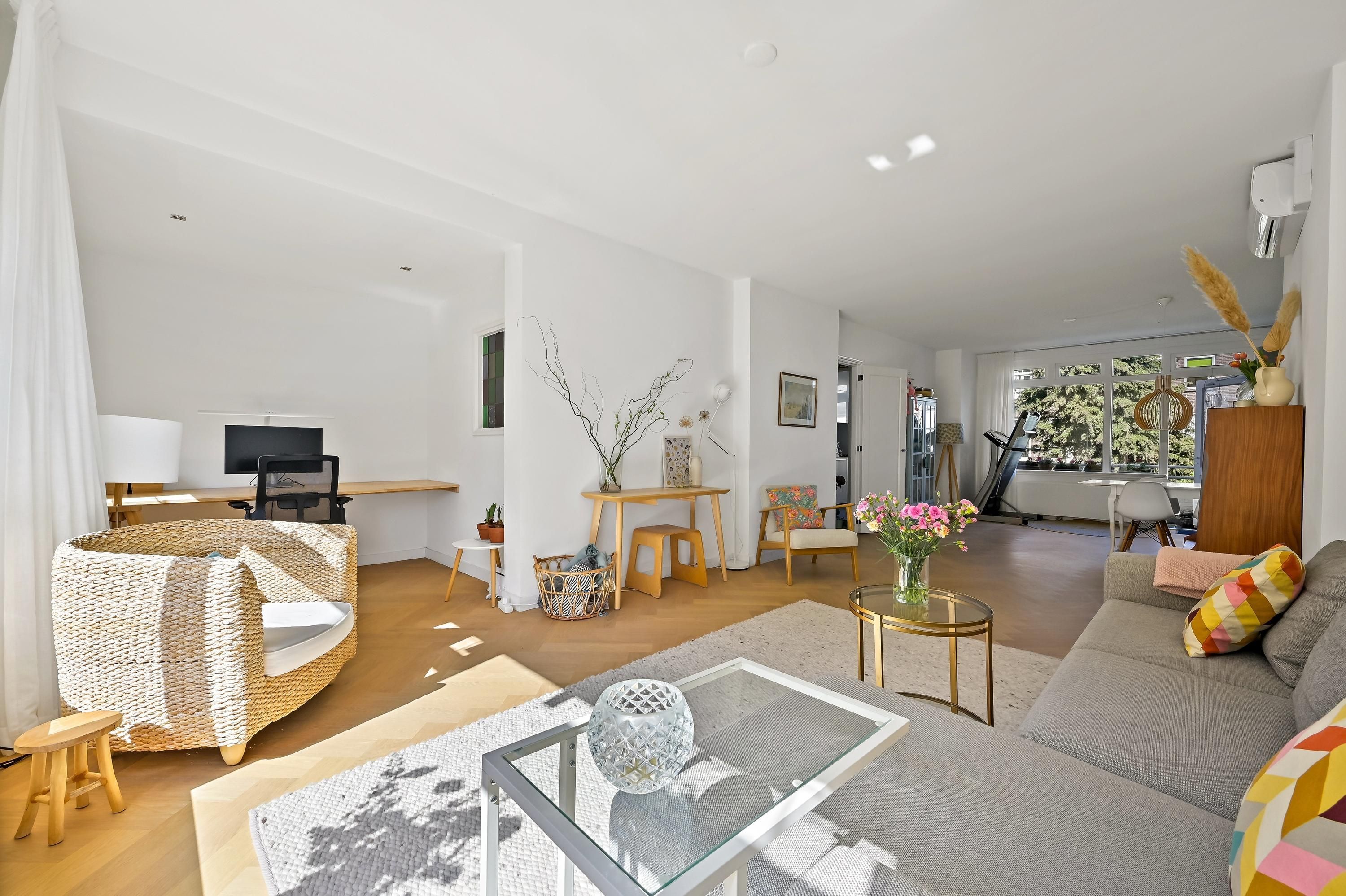 Amalia van Solmsstraat 146-A Photo 2