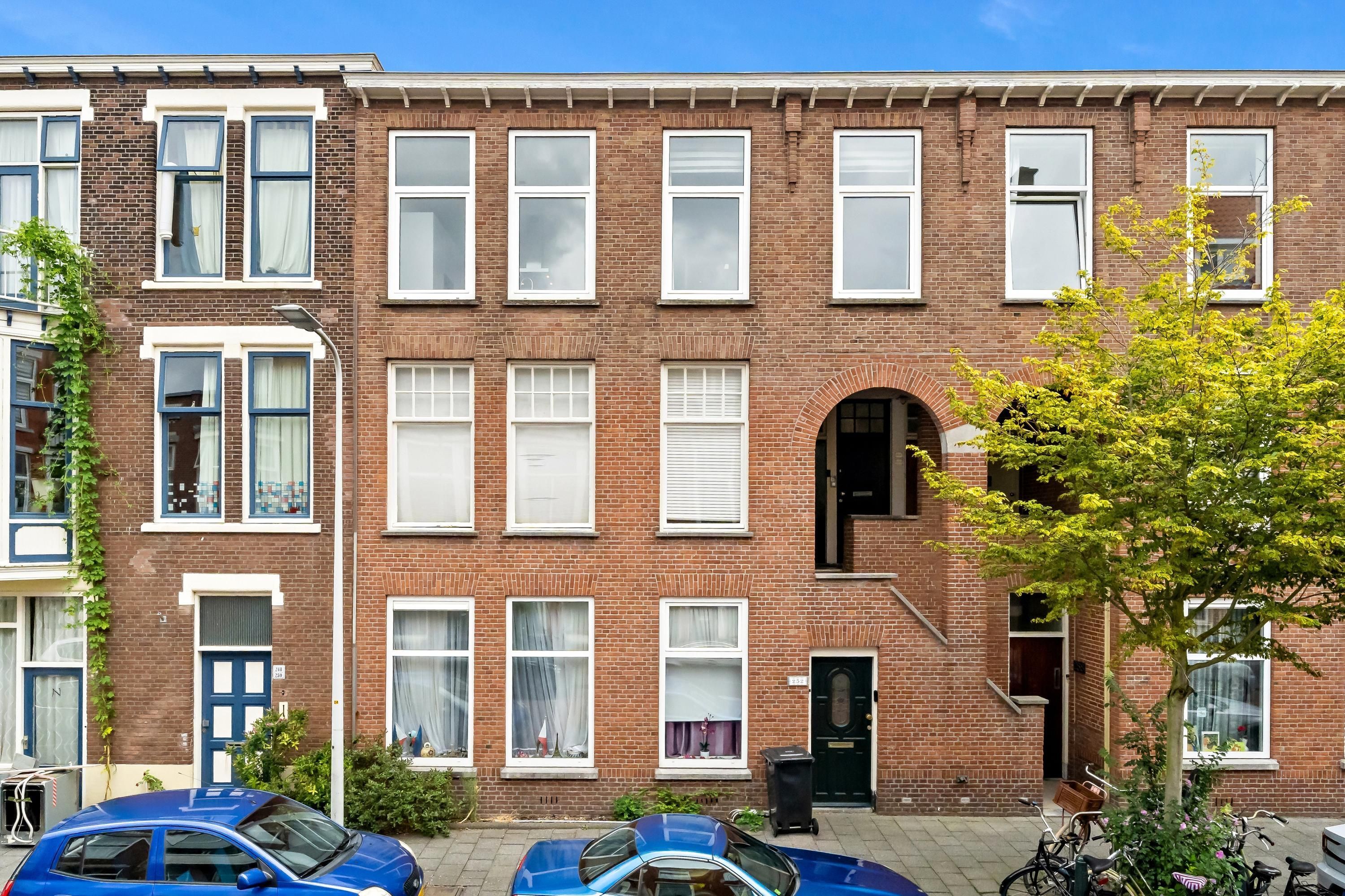 Johannes Camphuijsstraat 252-B Photo 0