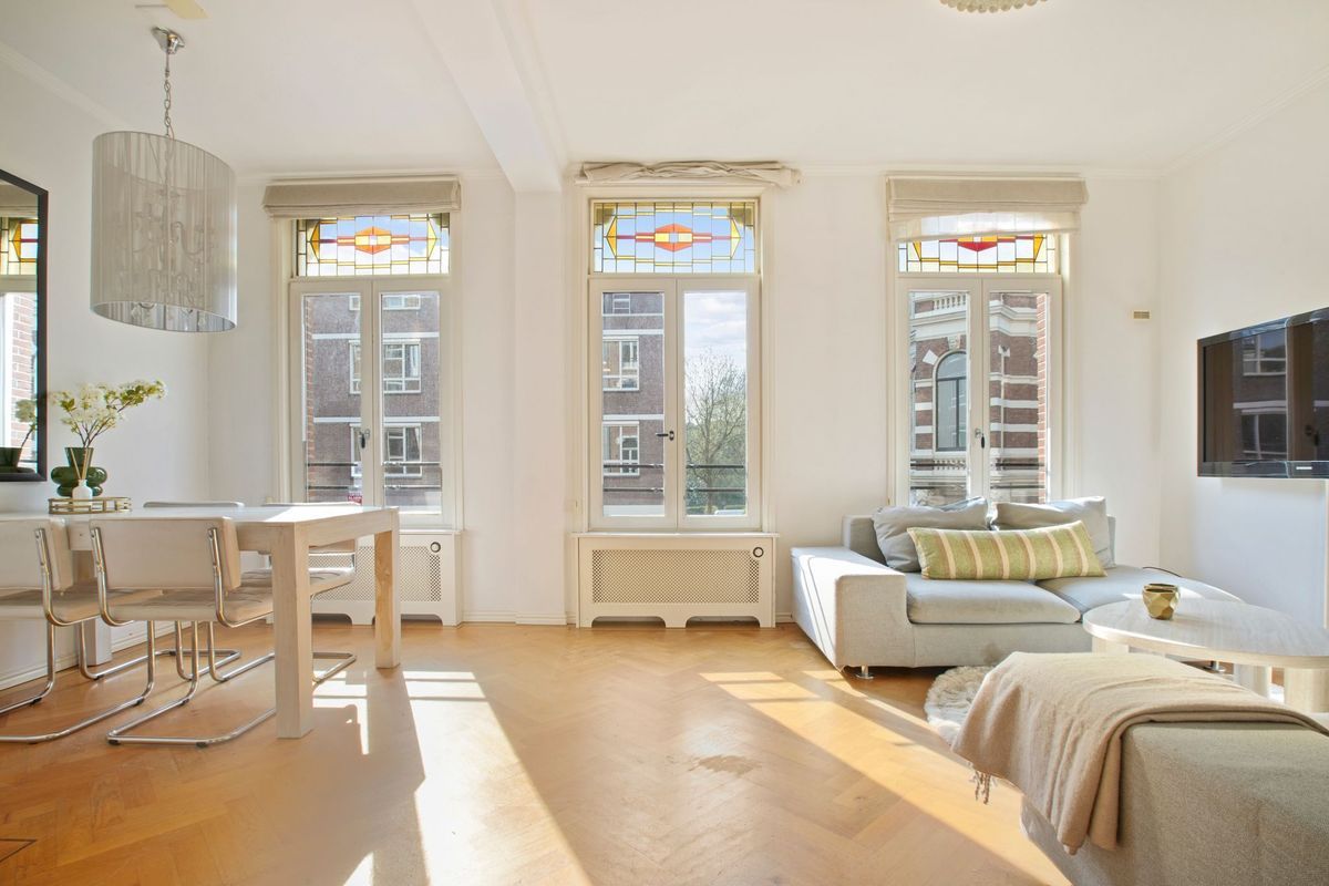 Anna van den Vondelstraat 15-B Photo Blur 0