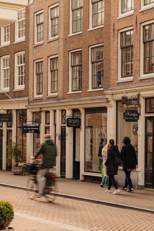 Keizersgracht 71-2 Photo Blur 36