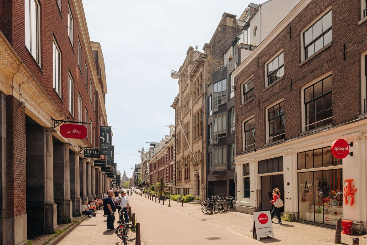 Nieuwe Spiegelstraat 6-C Photo Blur 61