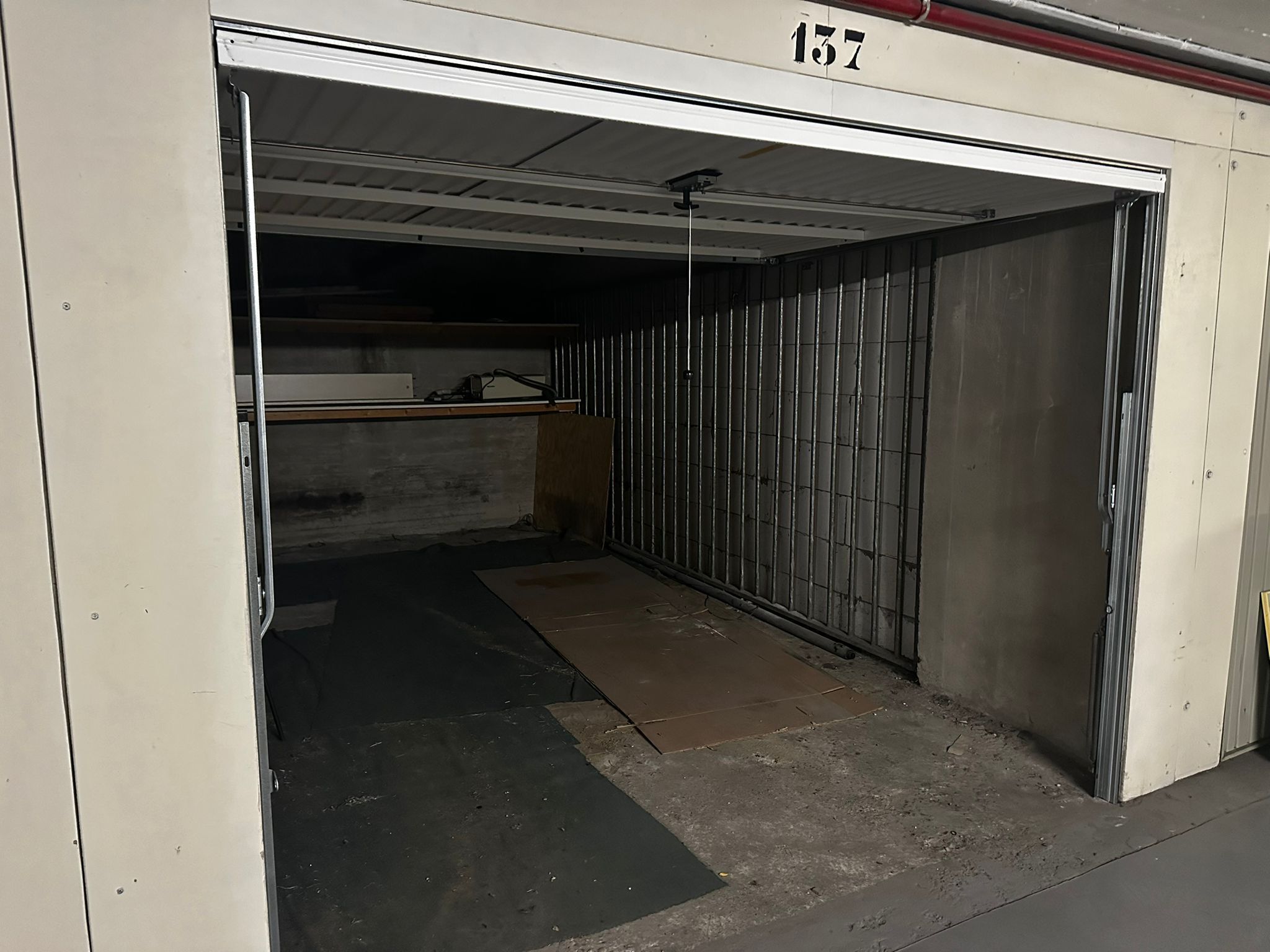 Burgemeester van Fenemaplein GARAGE 137 Photo Blur 1