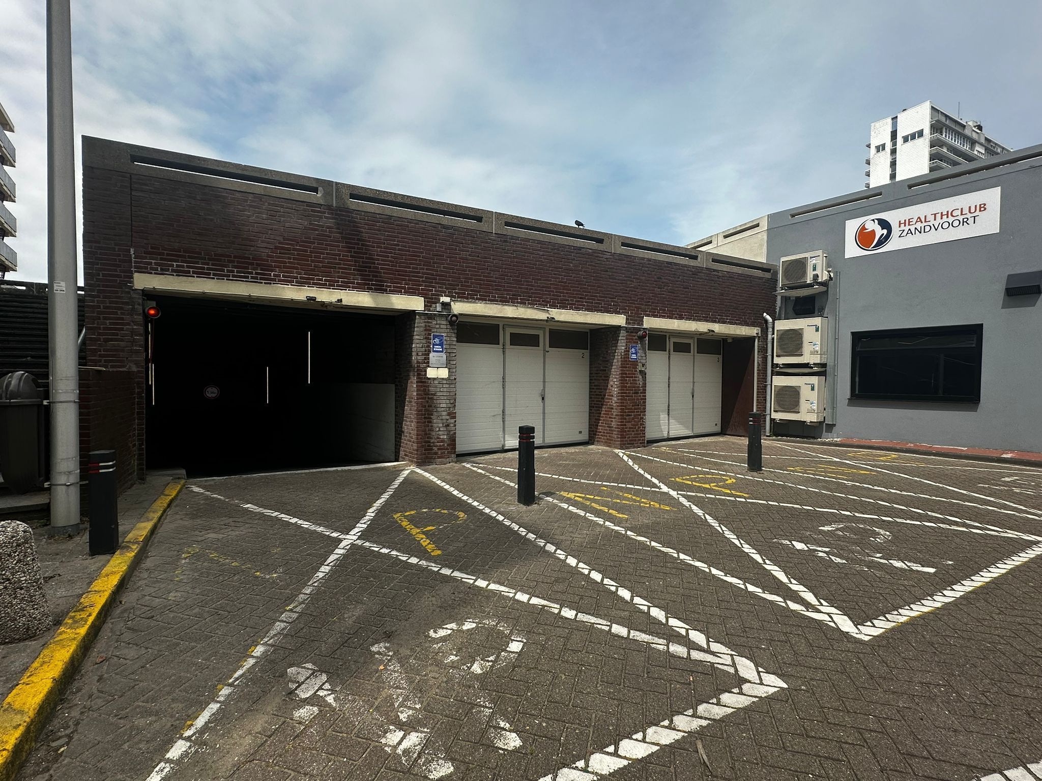 Burgemeester van Fenemaplein GARAGE 137 Photo Blur 4