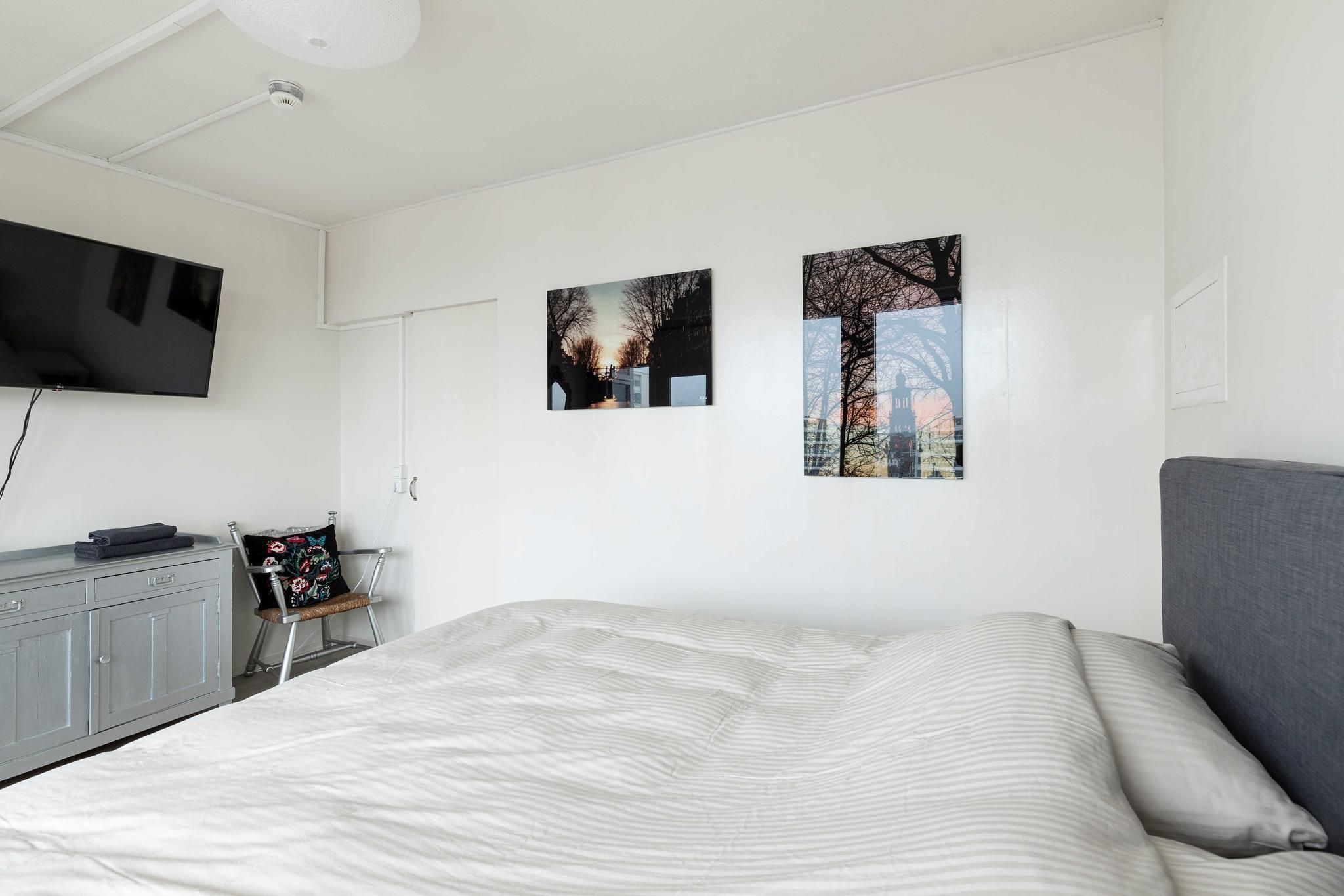 Burgemeester van Fenemaplein 2-a 0306 Photo Blur 7