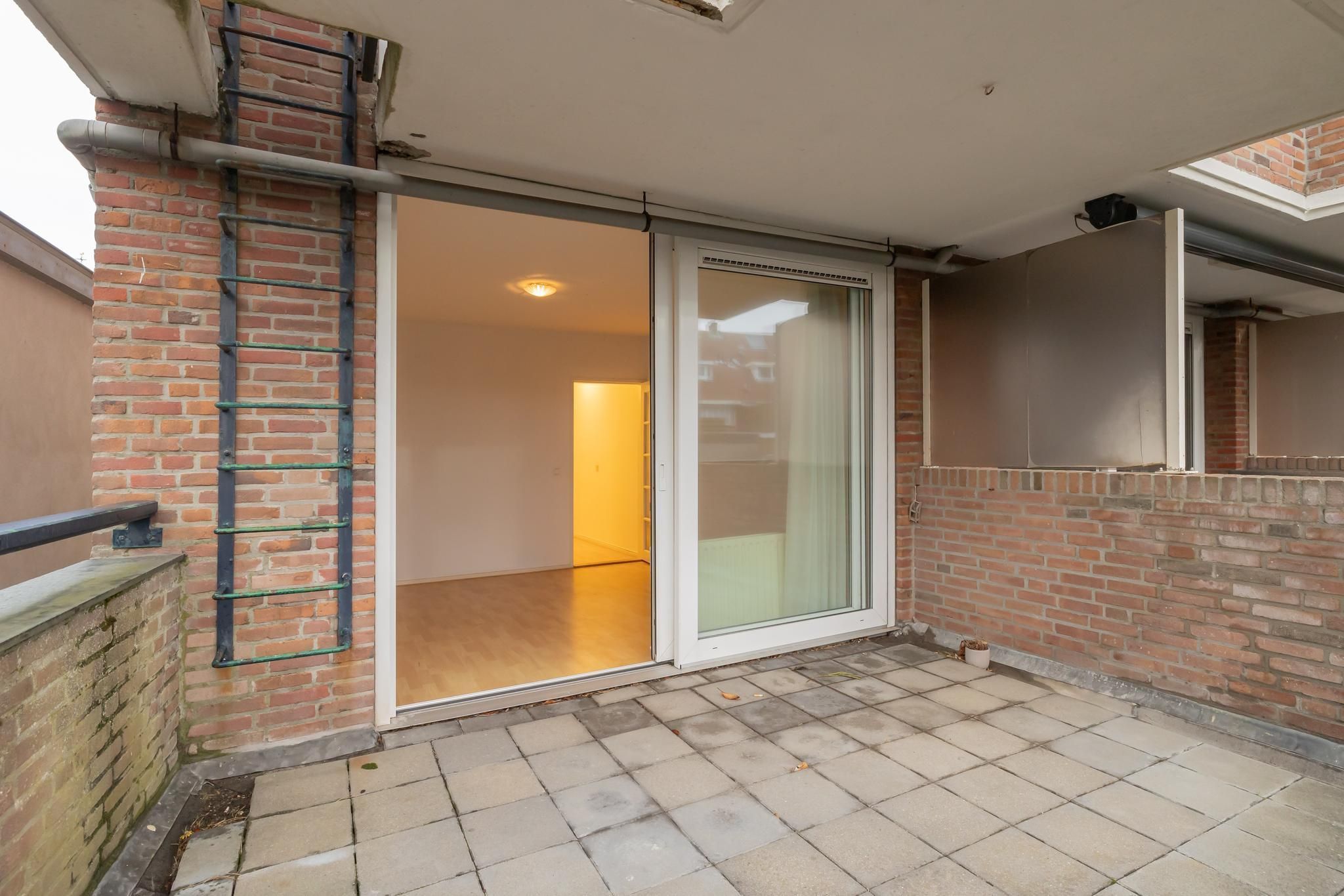 Hogeweg 54-F 1 Photo Blur 18