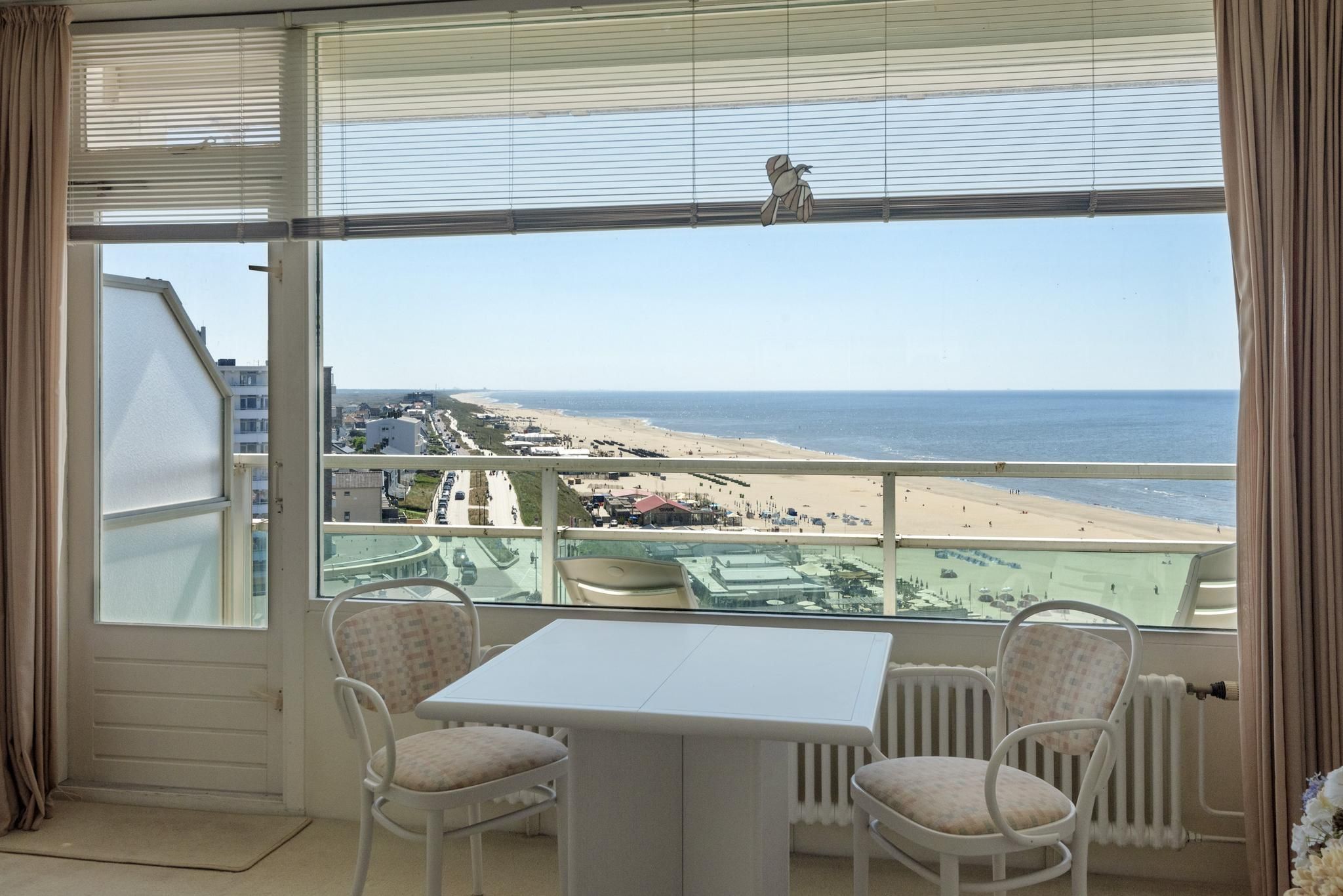 de Favaugeplein 21-F 52 Photo Blur 5