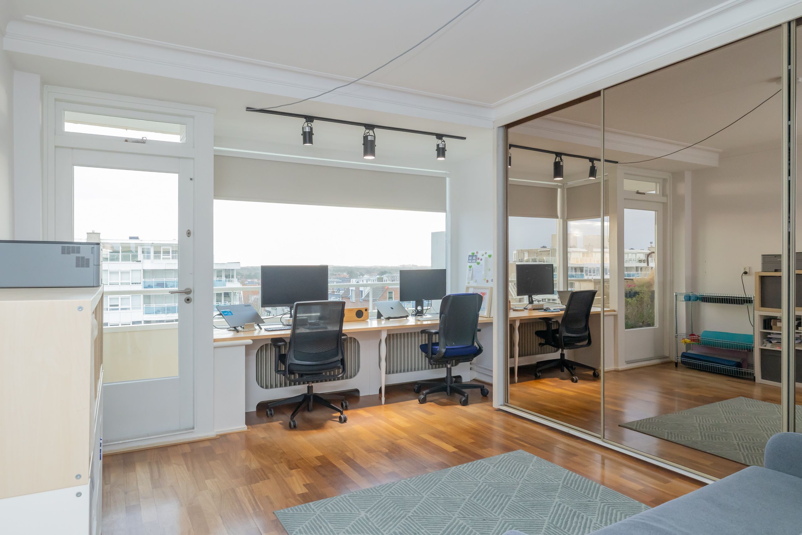 Burgemeester van Fenemaplein 4-F 8 Photo Blur 22