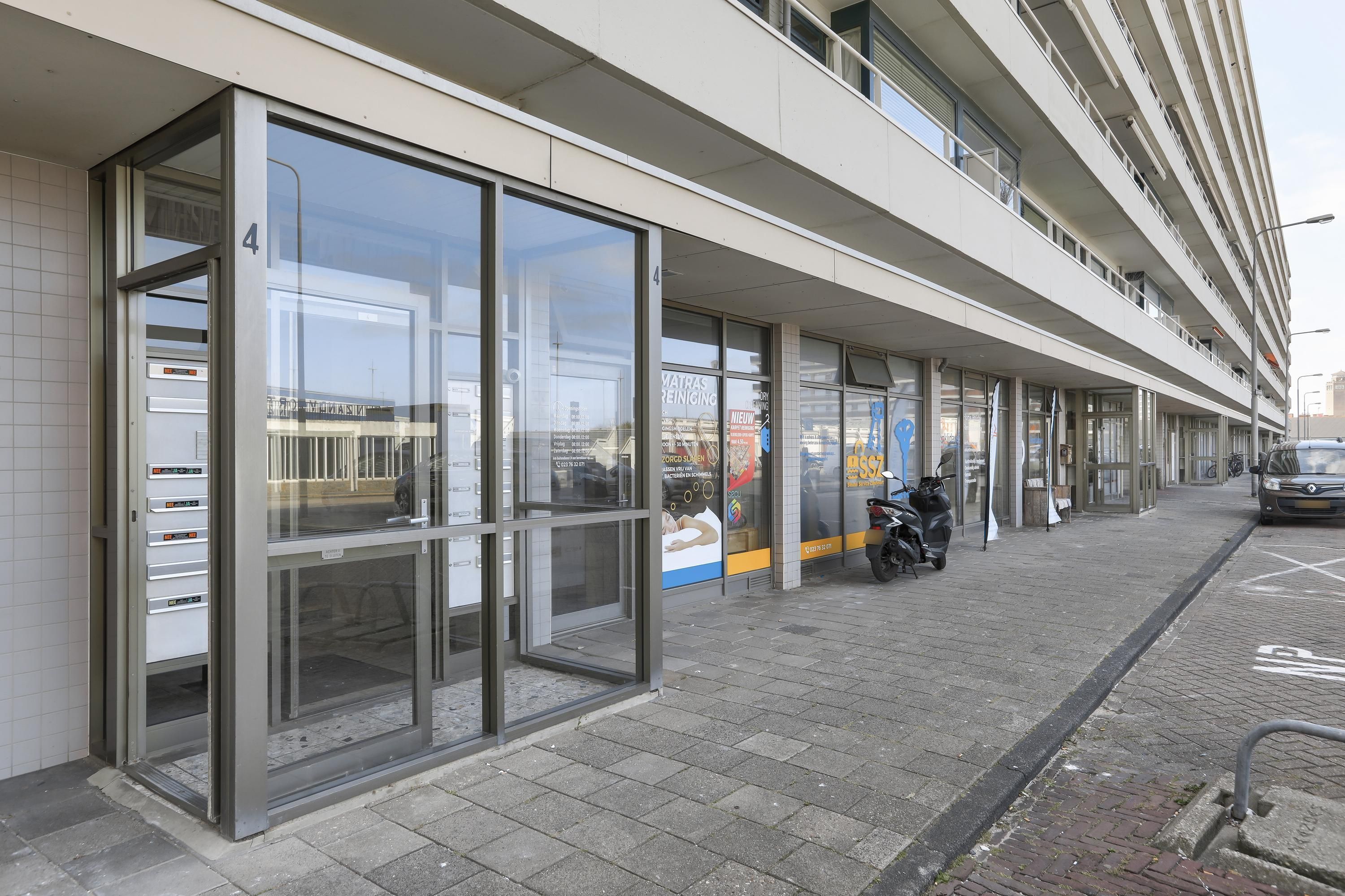 Burgemeester van Fenemaplein 4-F 8 Photo Blur 33