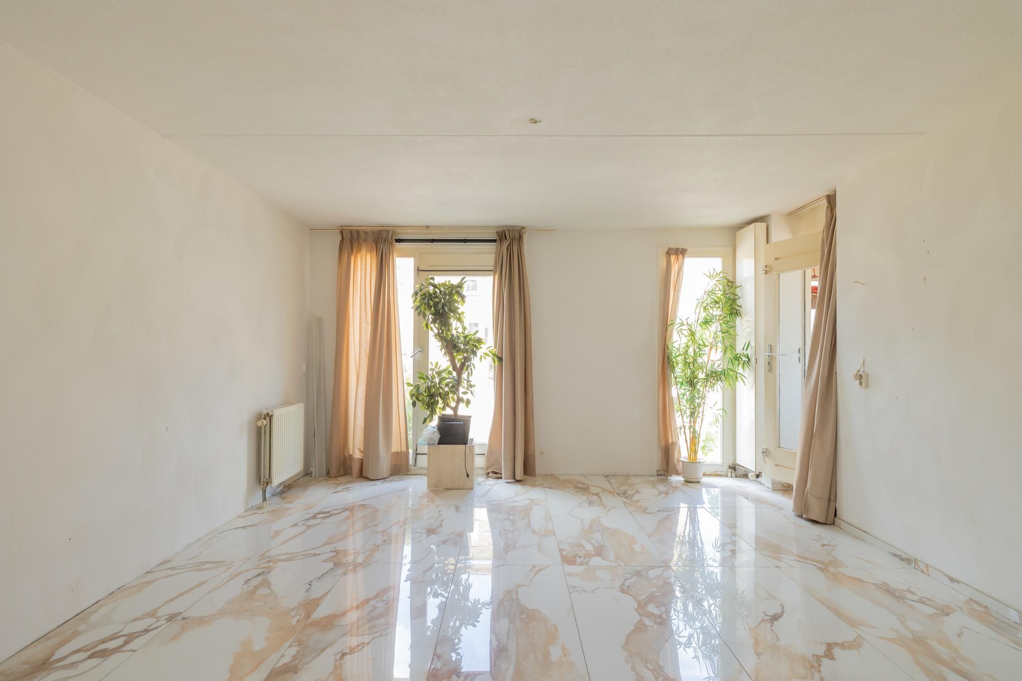 Sara Roosstraat 2 Photo Blur 2