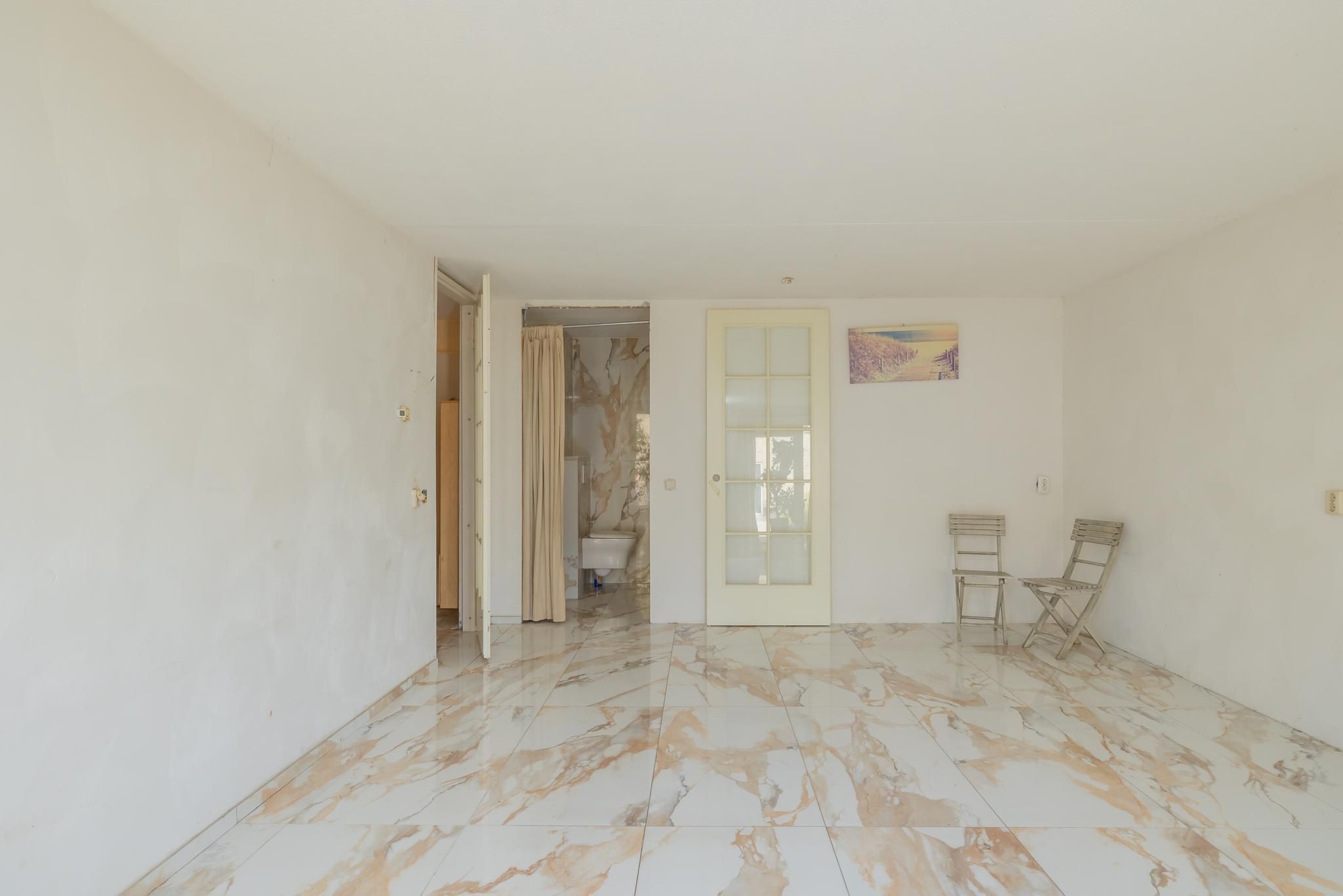 Sara Roosstraat 2 Photo Blur 3