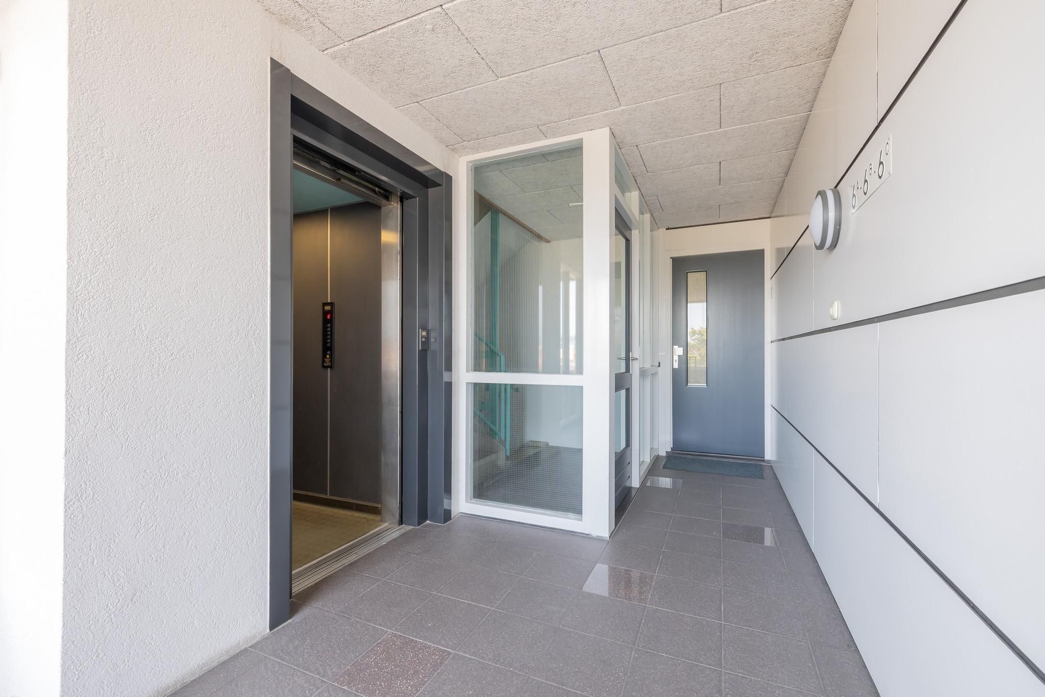 Oranjestraat 6-b Photo Blur 3