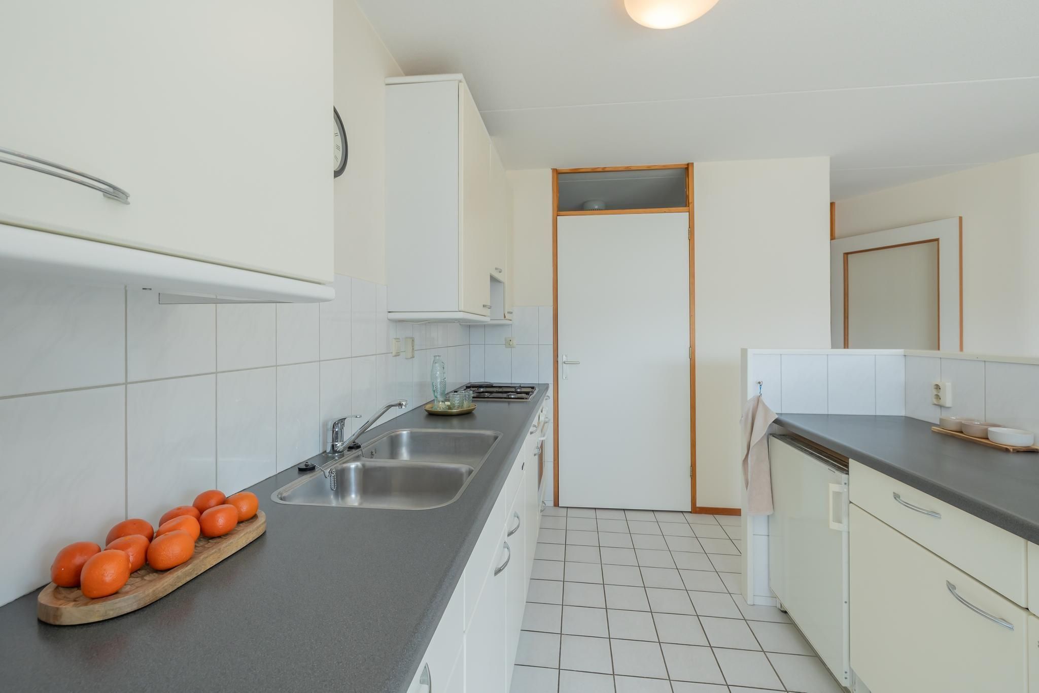 Oranjestraat 6-b Photo Blur 11