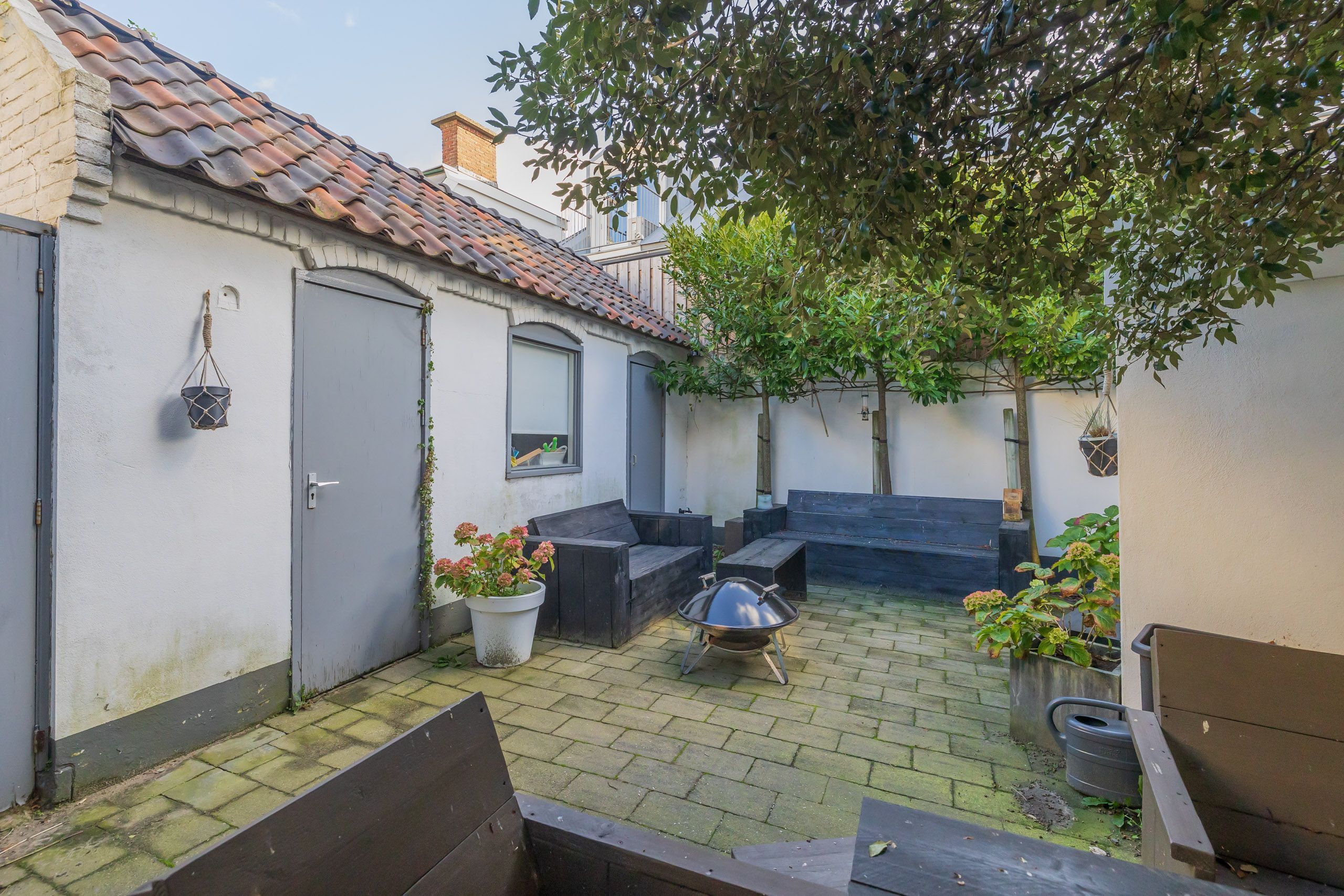 Stationsstraat 2 Photo Blur 2