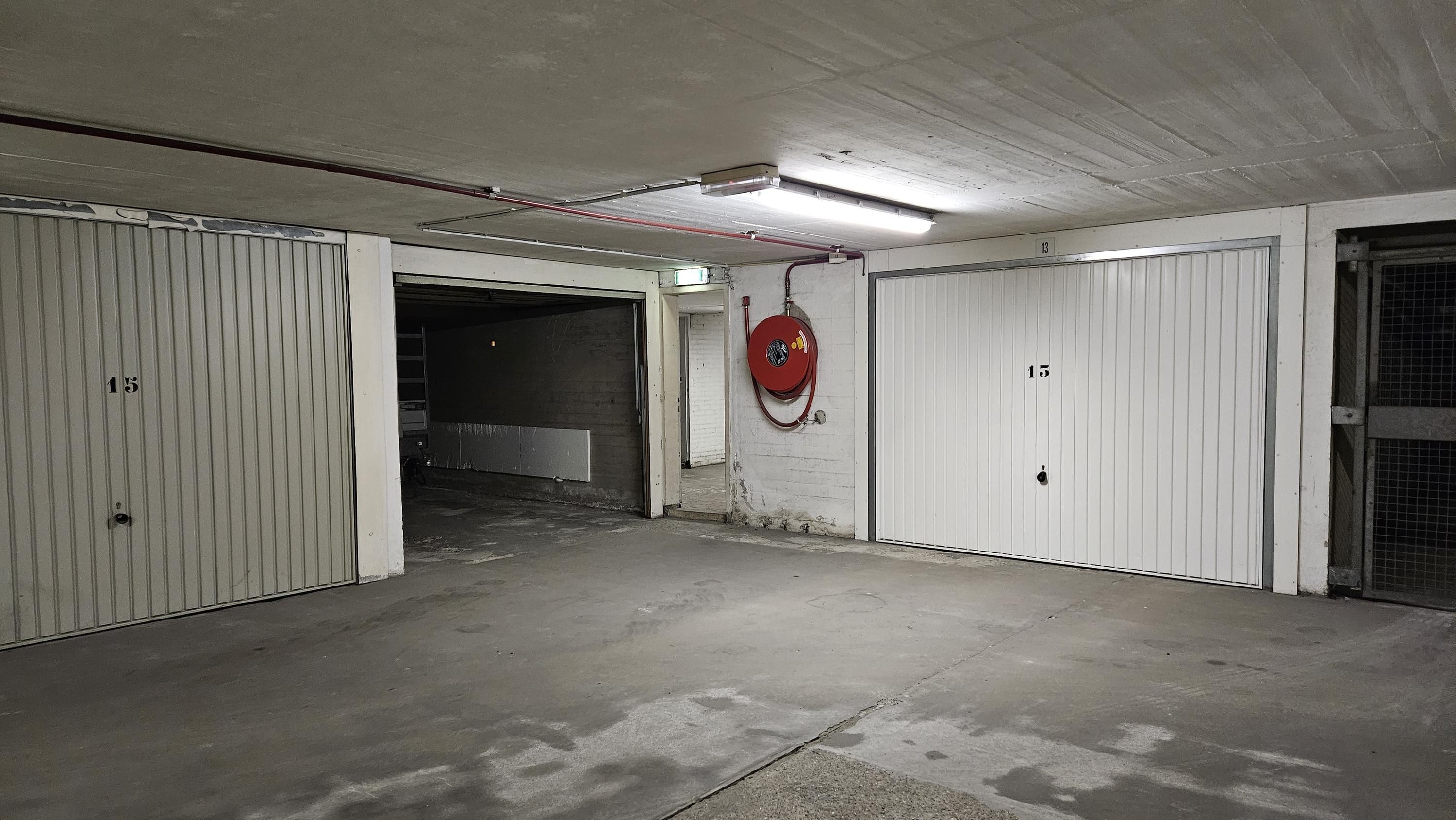 Burgemeester van Fenemaplein 22-F 9 Photo Blur 3