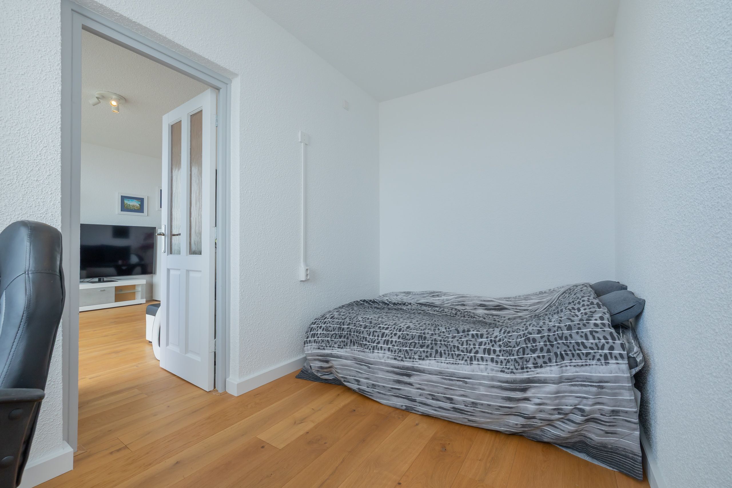 Burgemeester van Fenemaplein 2-a 0606 Photo Blur 20