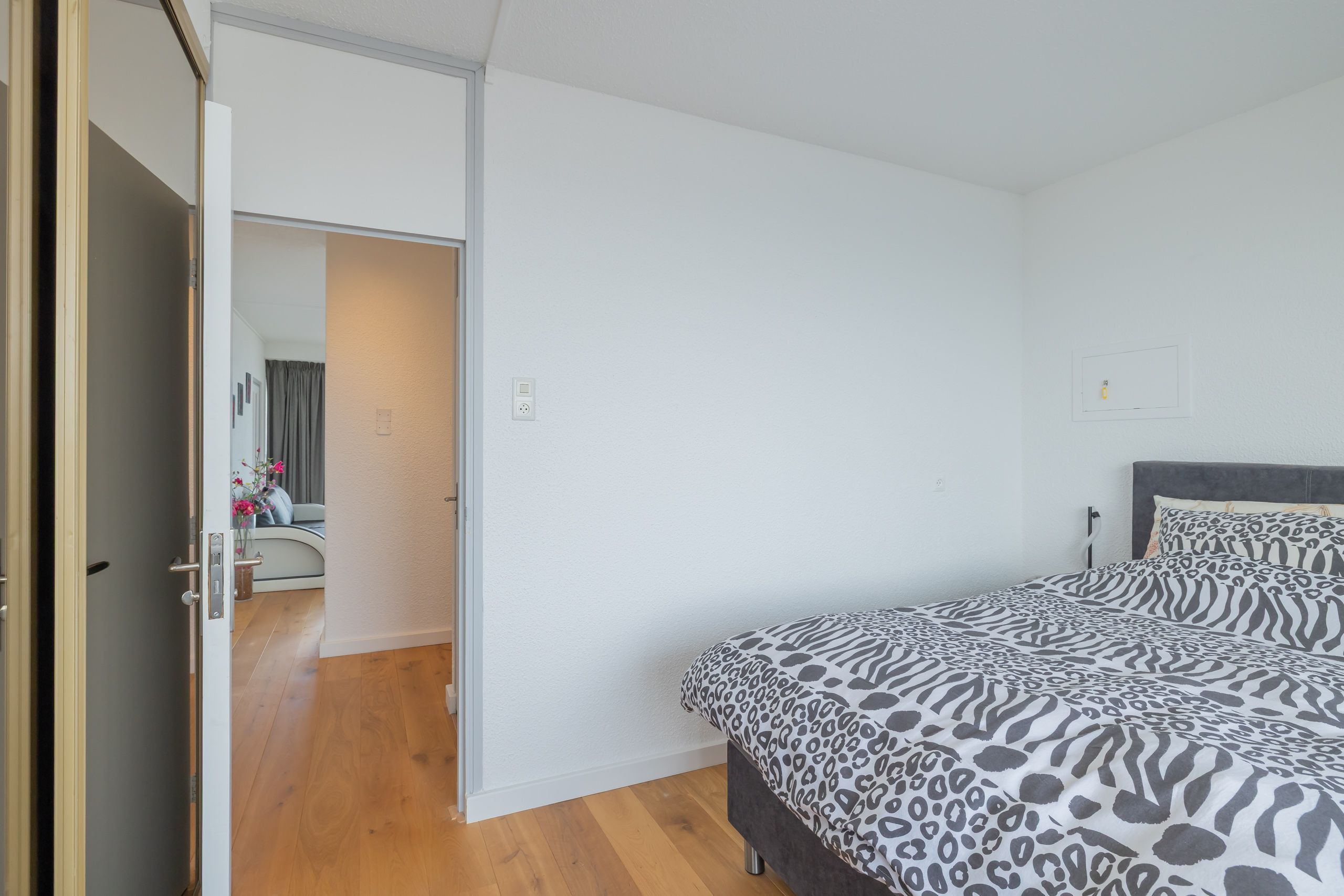 Burgemeester van Fenemaplein 2-a 0606 Photo Blur 26