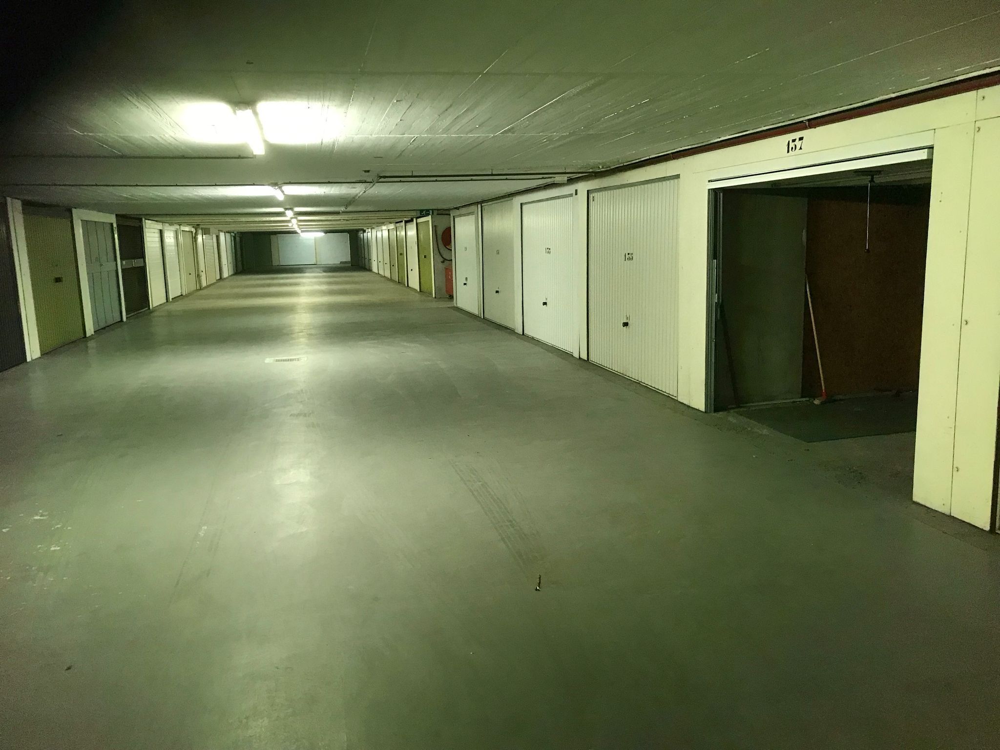 Burgemeester van Fenemaplein GARAGE 94 Main Photo