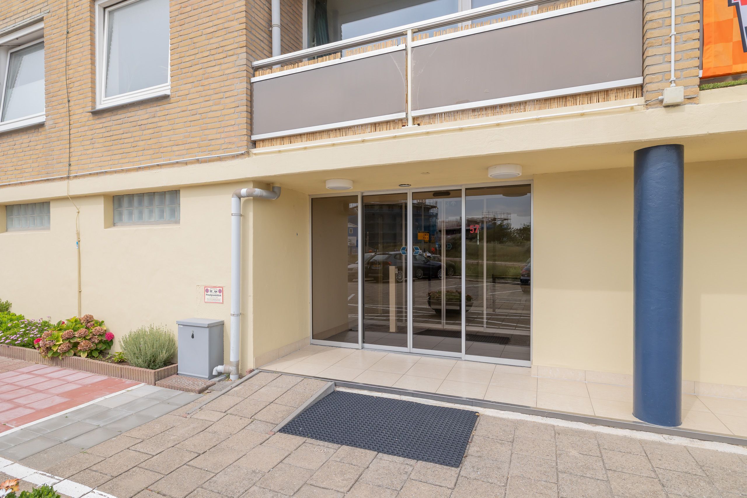 Burgemeester van Alphenstraat 57-F 15 Photo Blur 4