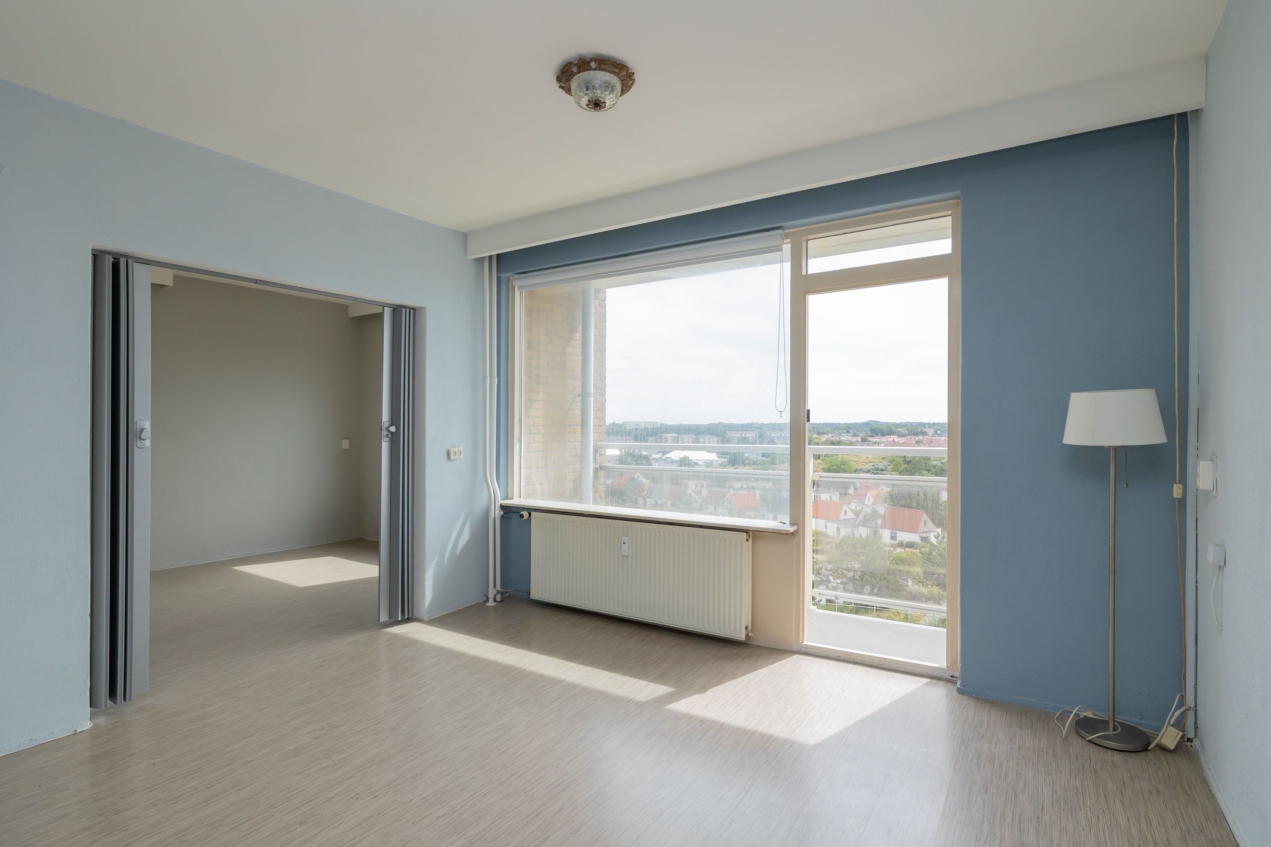 Burgemeester van Alphenstraat 57-F 15 Photo Blur 1