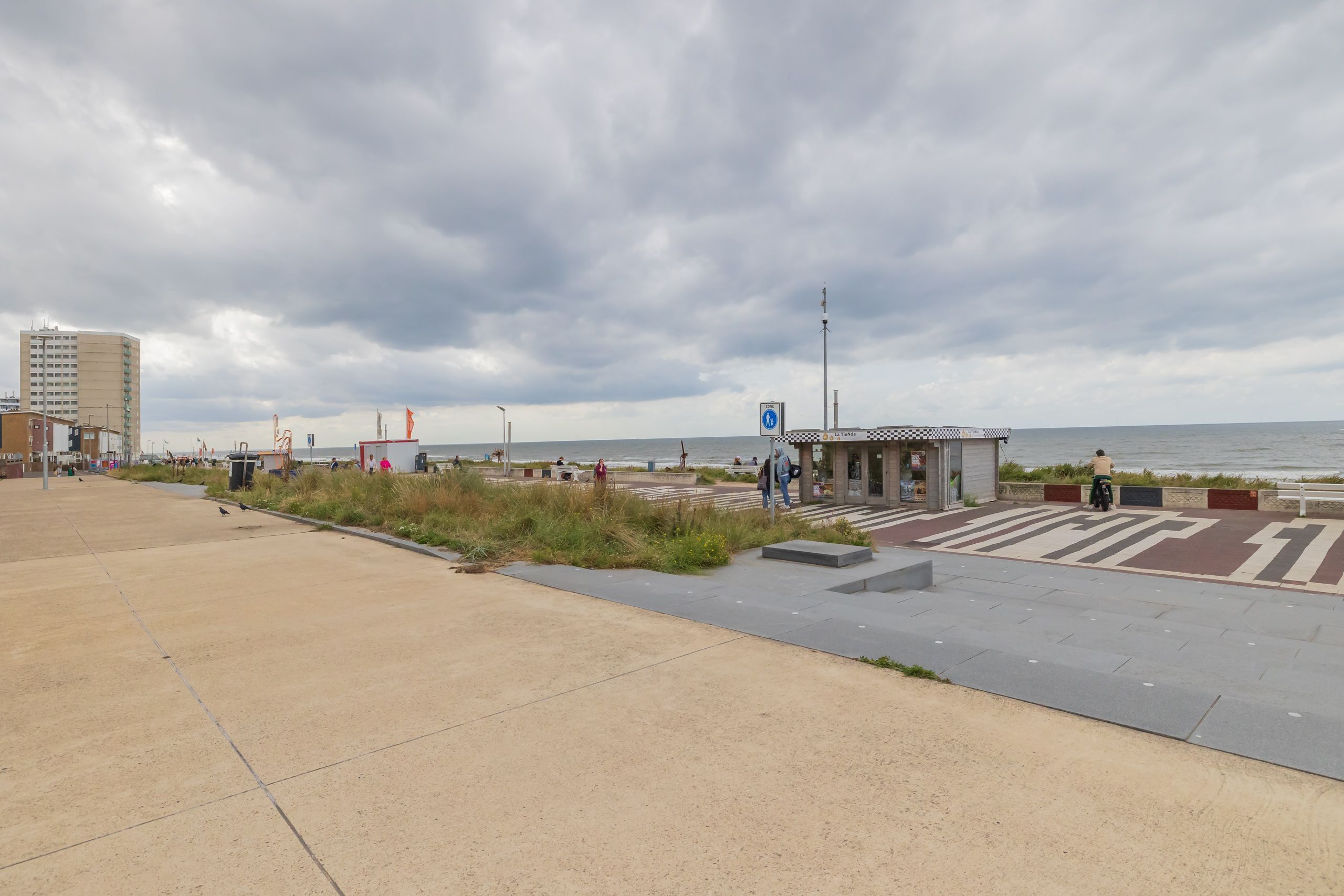 Burgemeester van Fenemaplein 19-F 7 Photo Blur 10