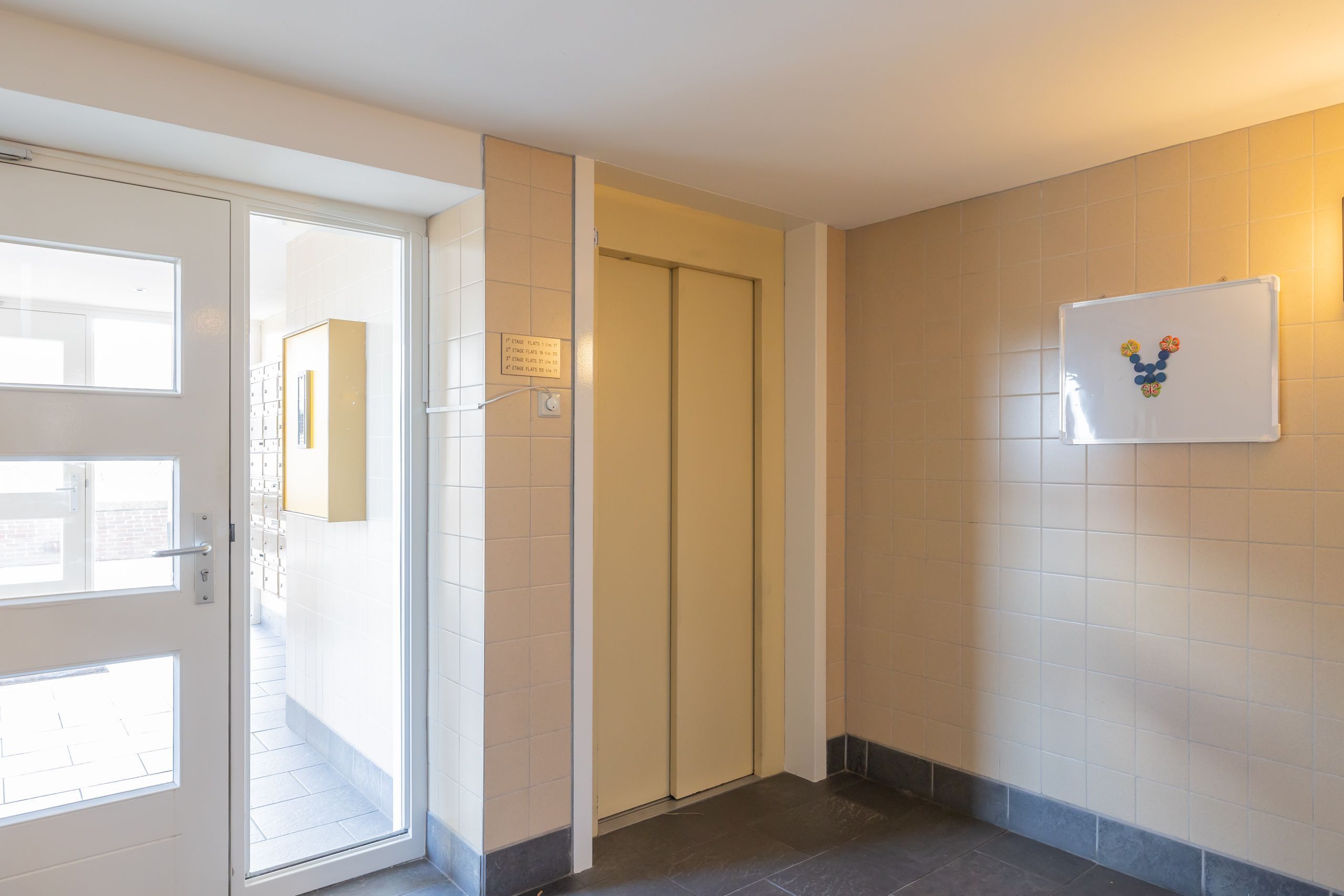 Jacob van Heemskerckstraat 21 Photo Blur 5