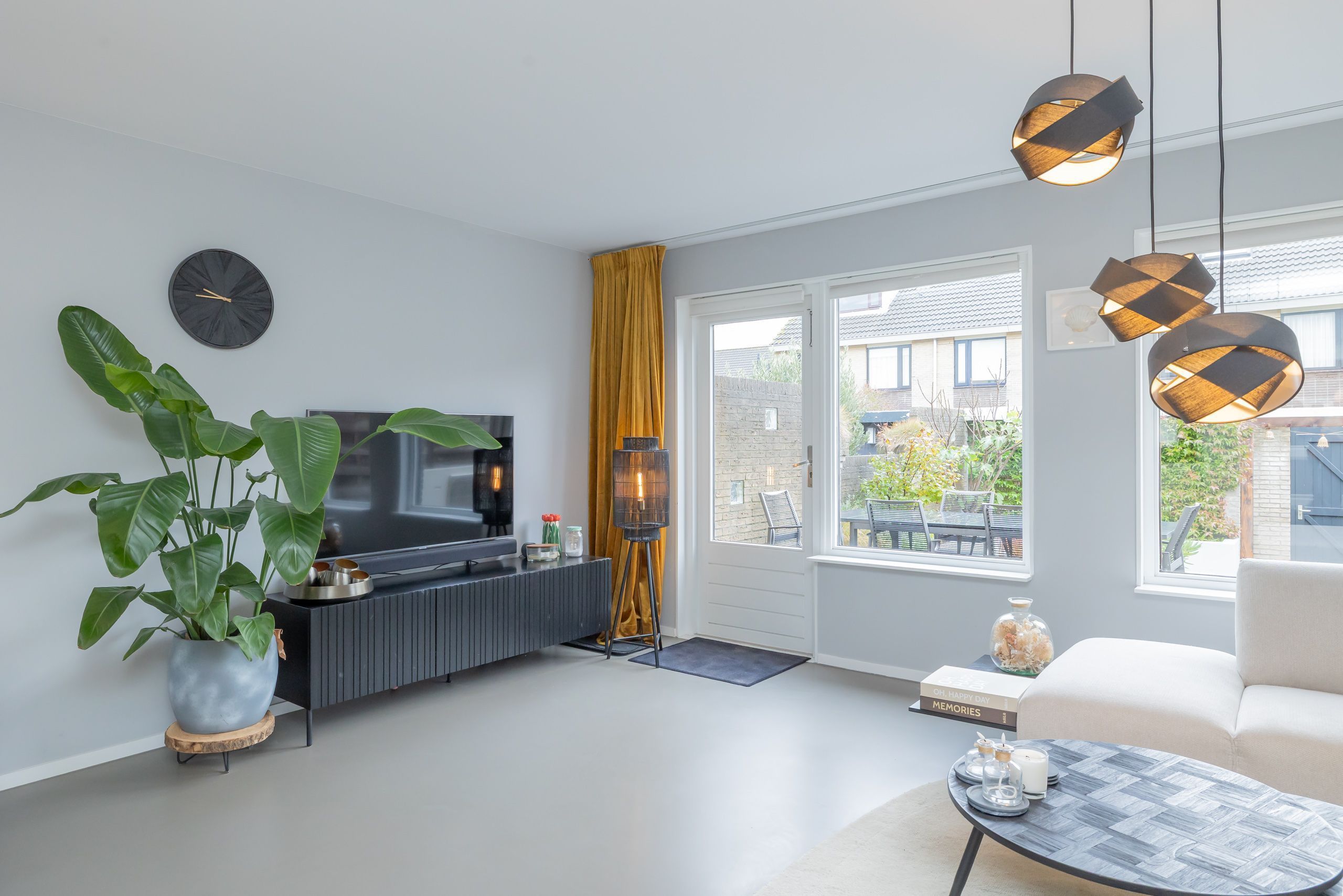 Dr Joh G Mezgerstraat 62 Photo Blur 9