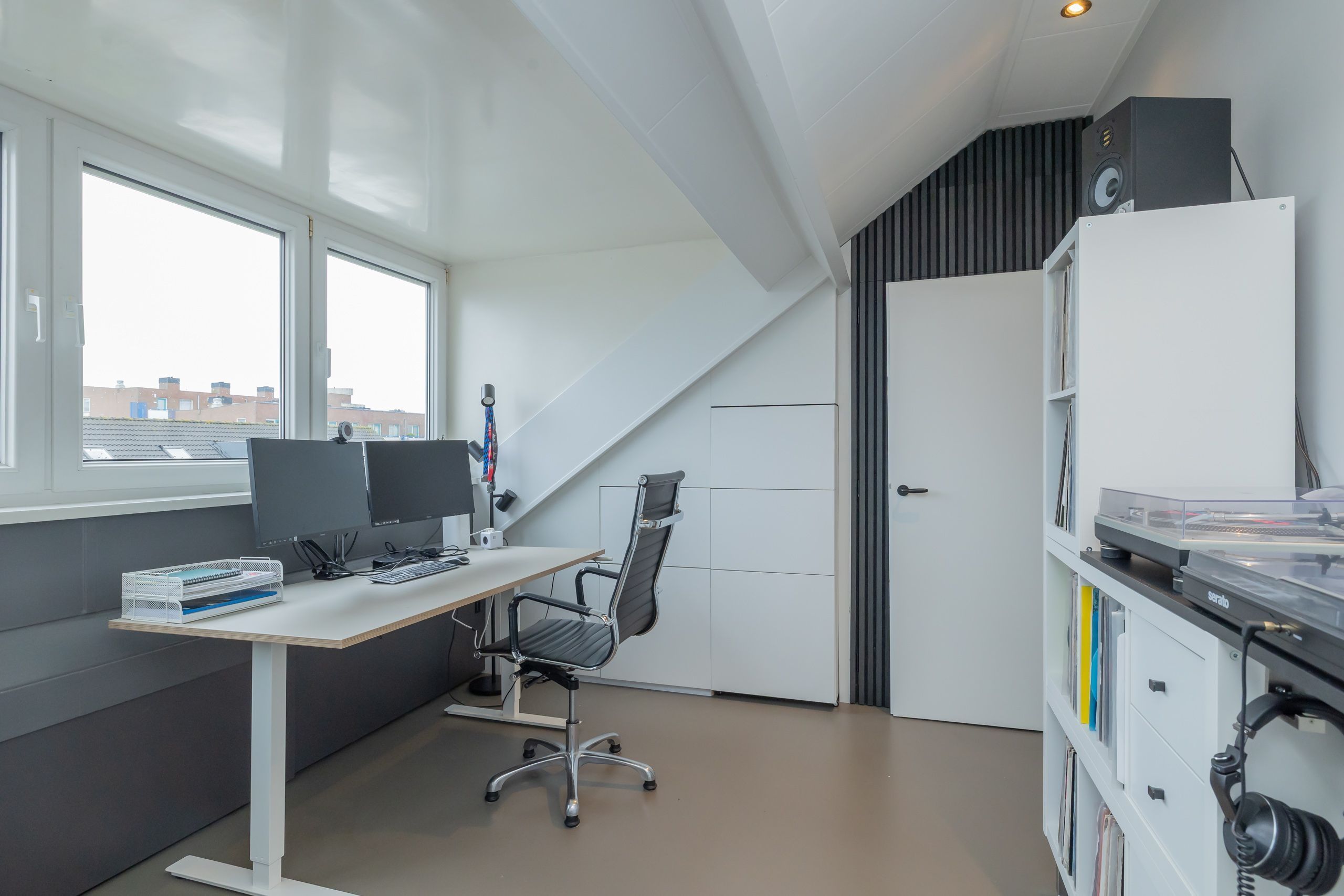 Dr Joh G Mezgerstraat 62 Photo Blur 36