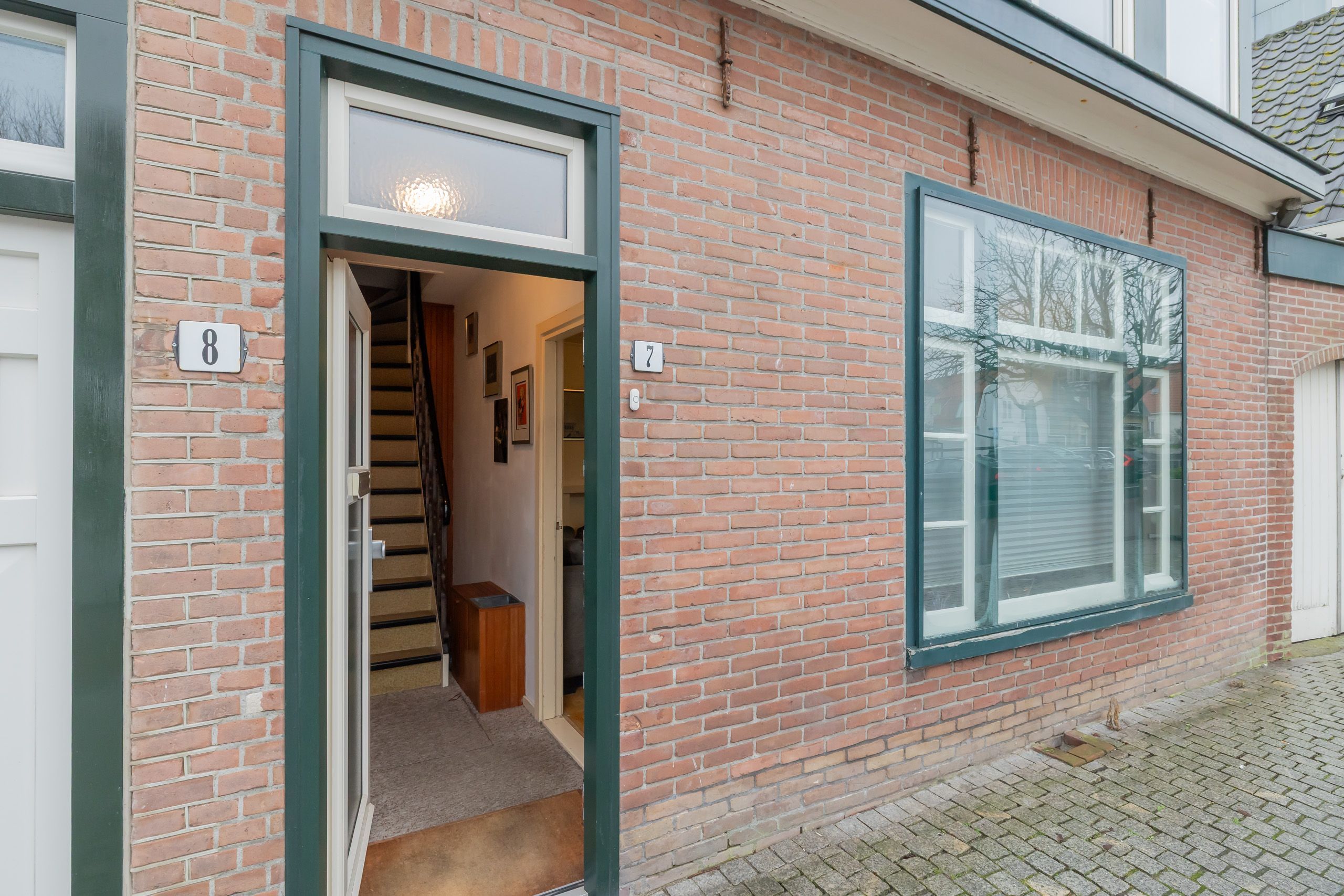 Gasthuisplein 7 Photo Blur 4