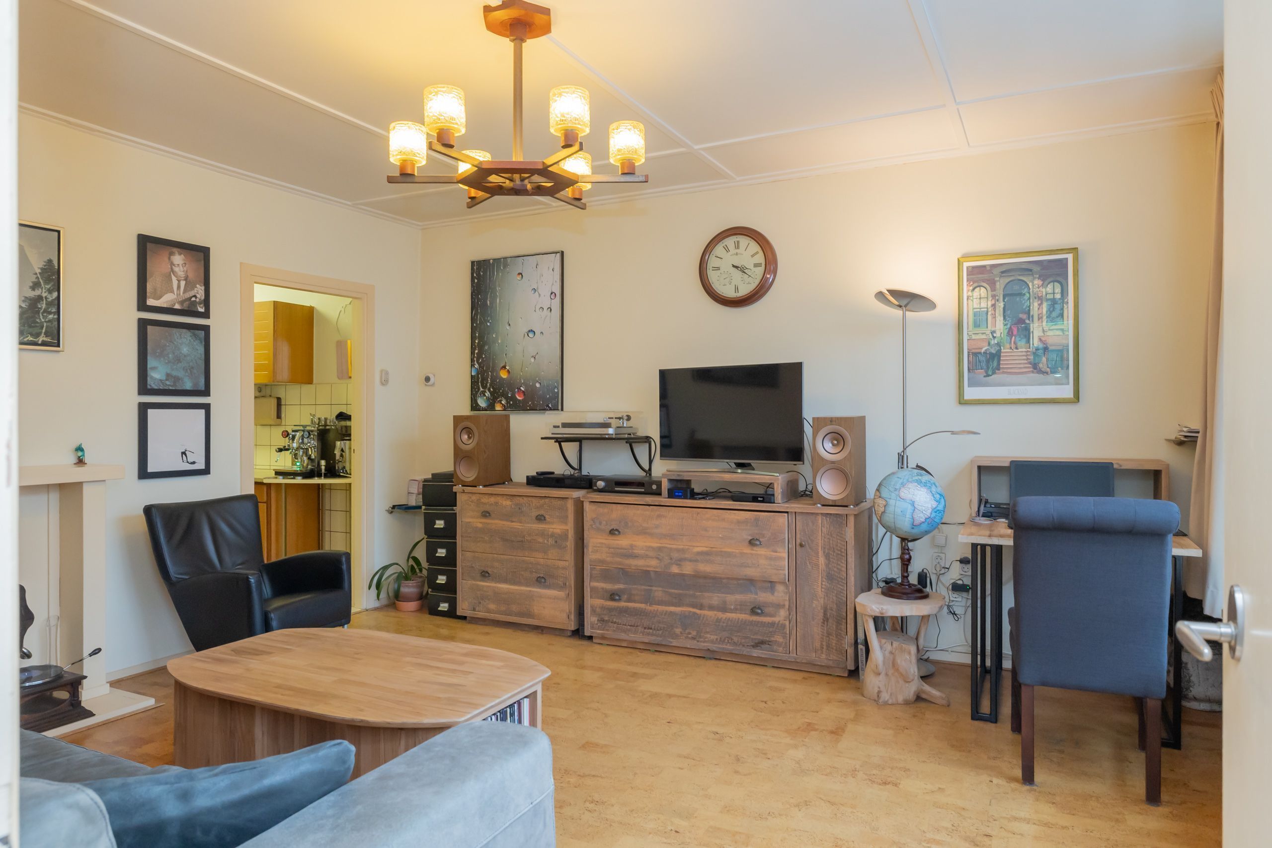 Gasthuisplein 7 Photo Blur 6