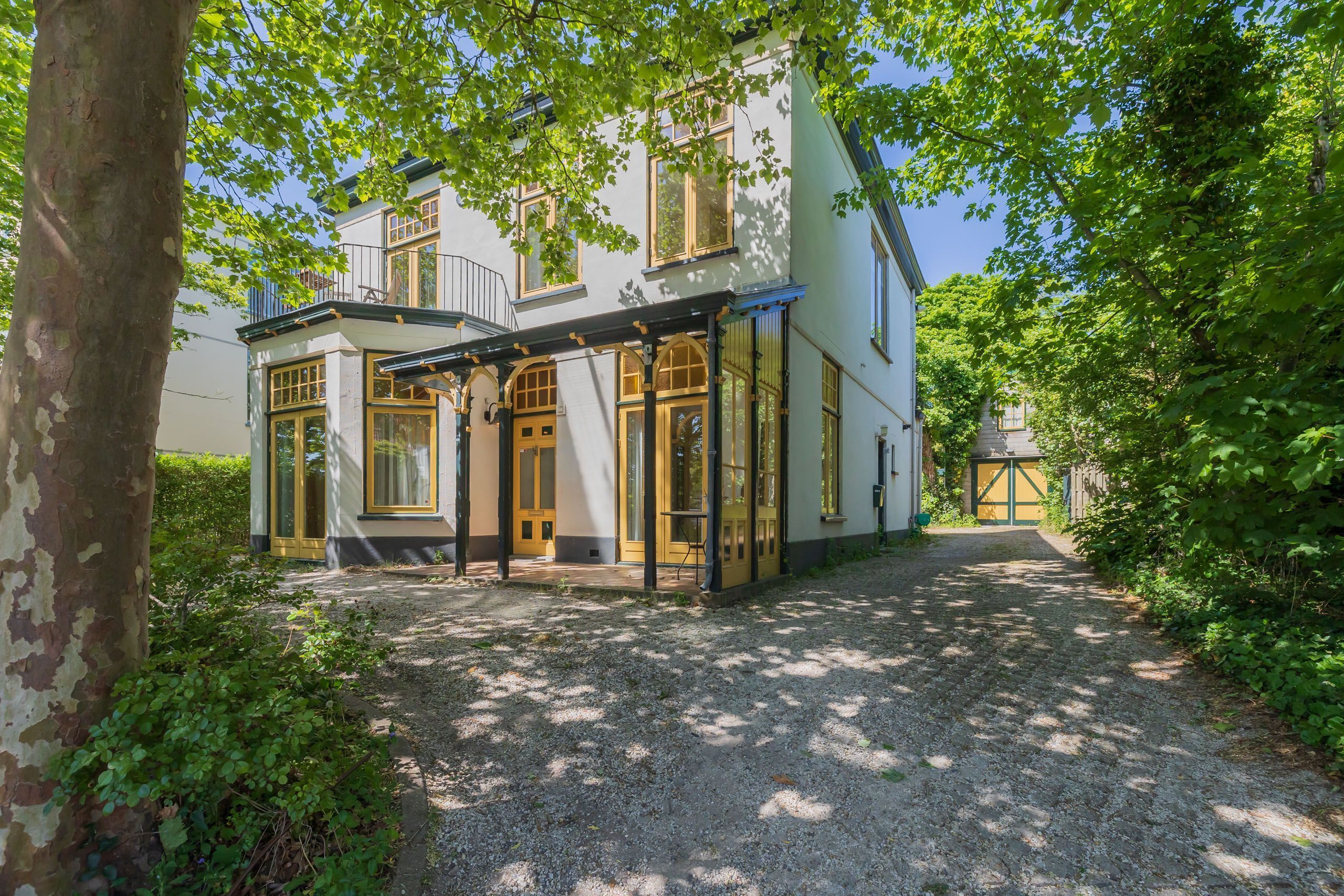 Kostverlorenstraat 100 Photo Blur 1