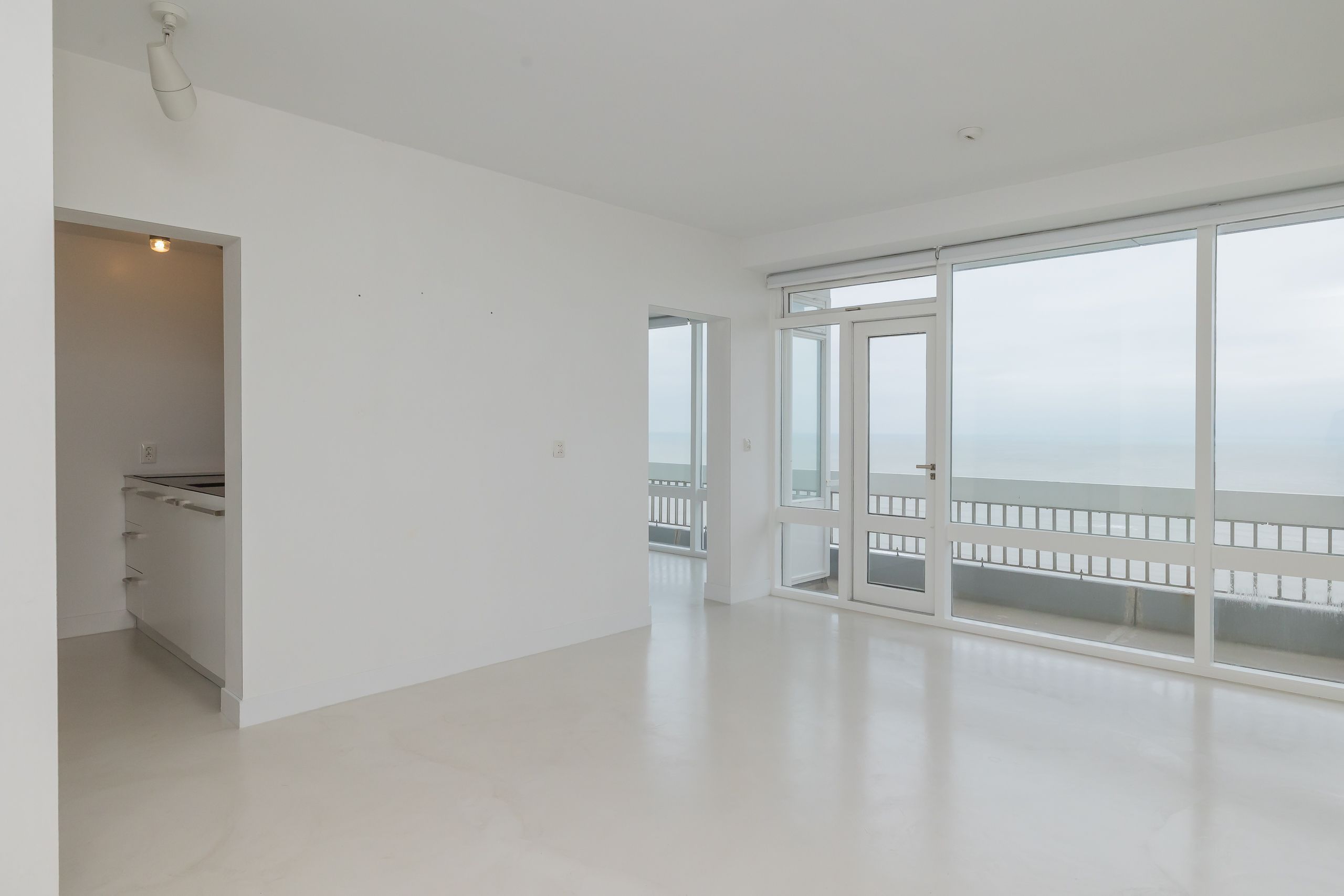 Burgemeester van Fenemaplein 2-a 1602 Photo Blur 6