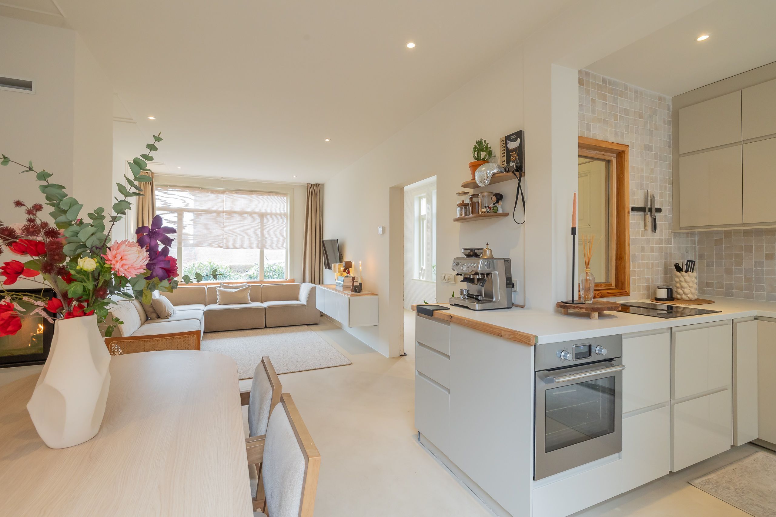 Constantijn Huygensstraat 26 Main Photo