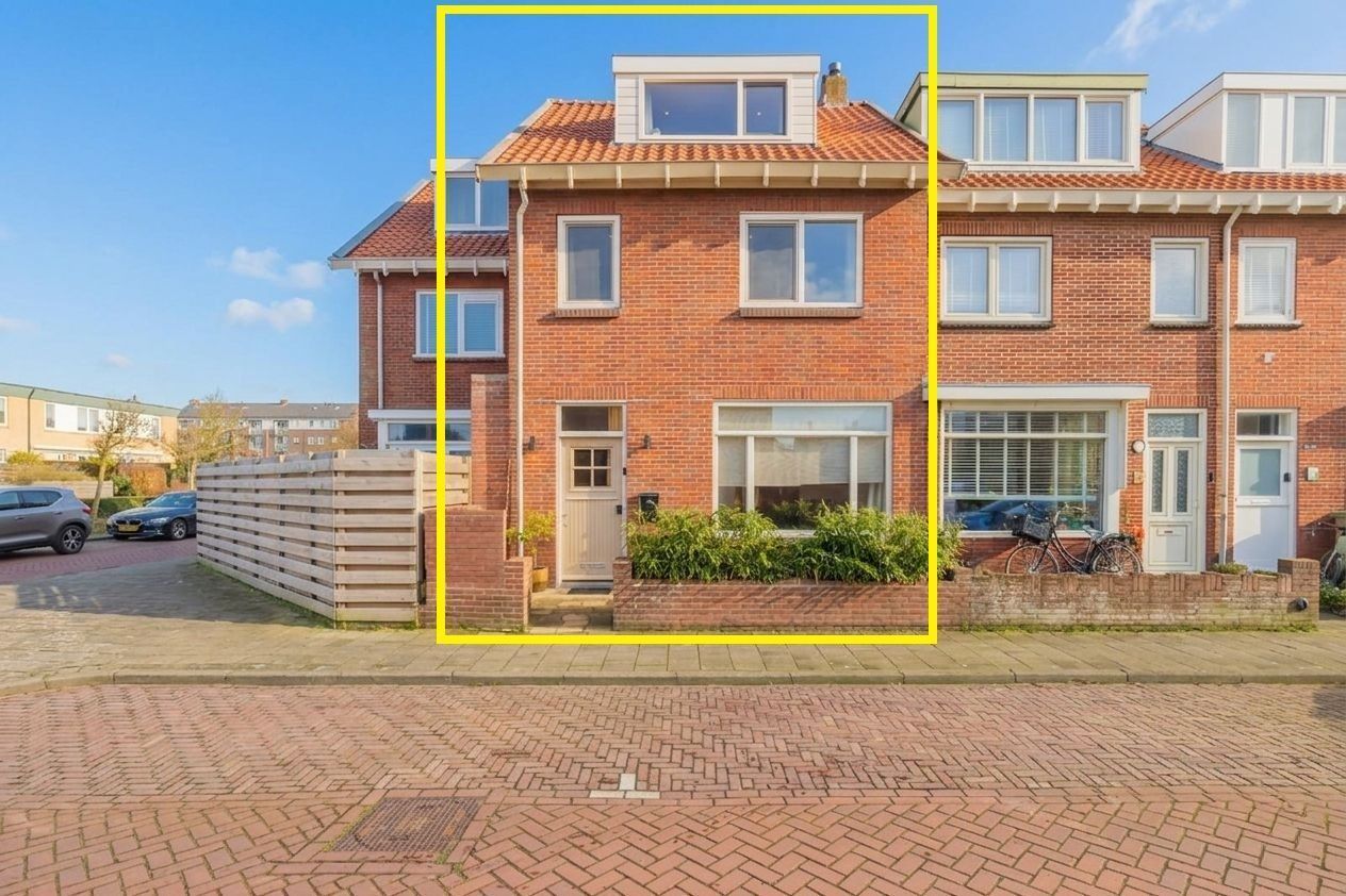 Constantijn Huygensstraat 26 Photo Blur 3