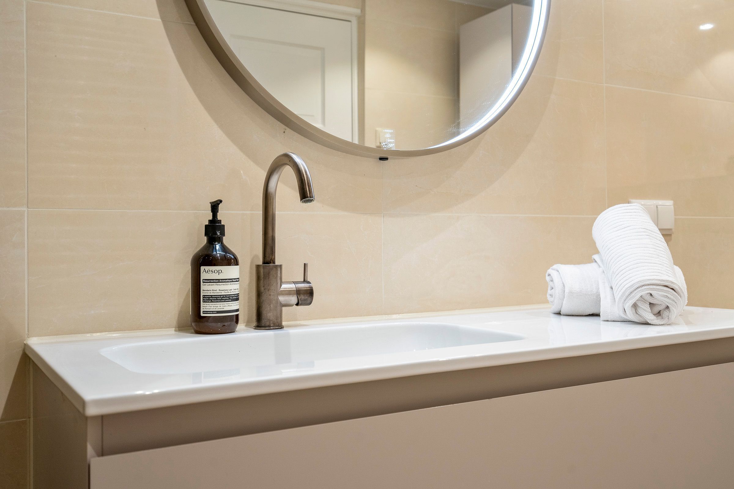 de Ruyterstraat 6-F 3 Photo Blur 25