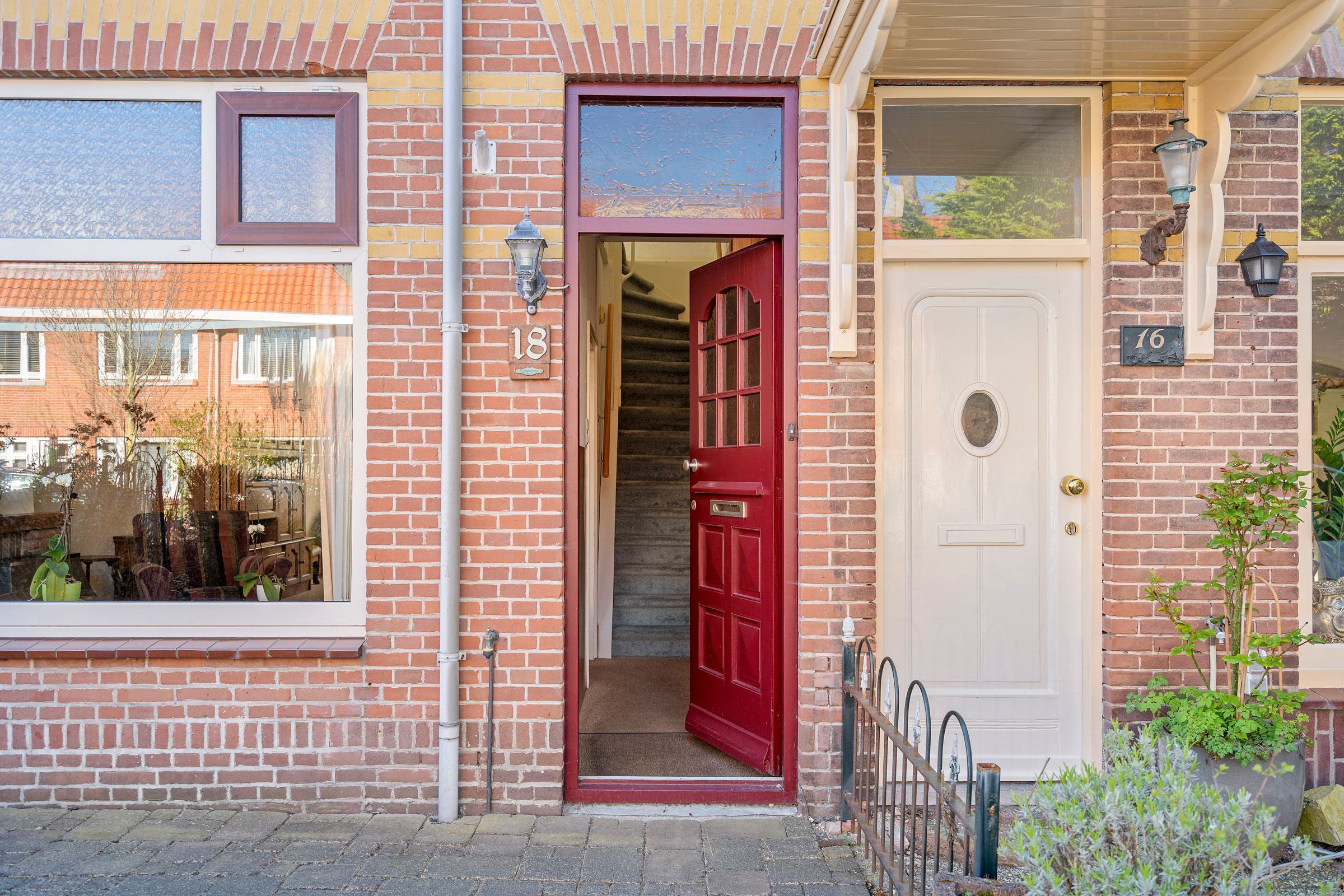 Koninginneweg 18 Photo Blur 4