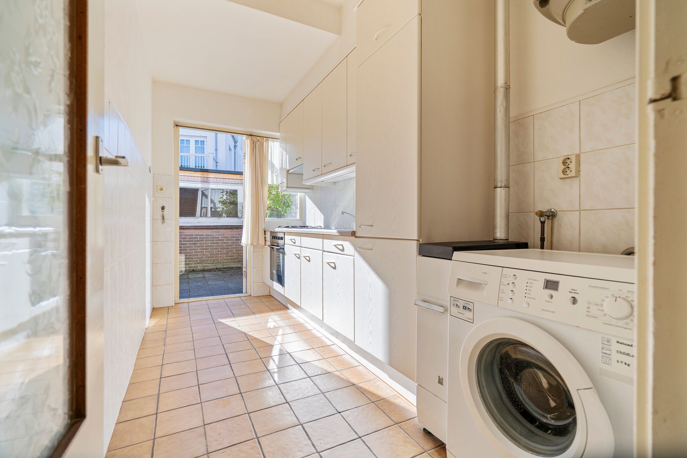 Koninginneweg 18 Photo Blur 12