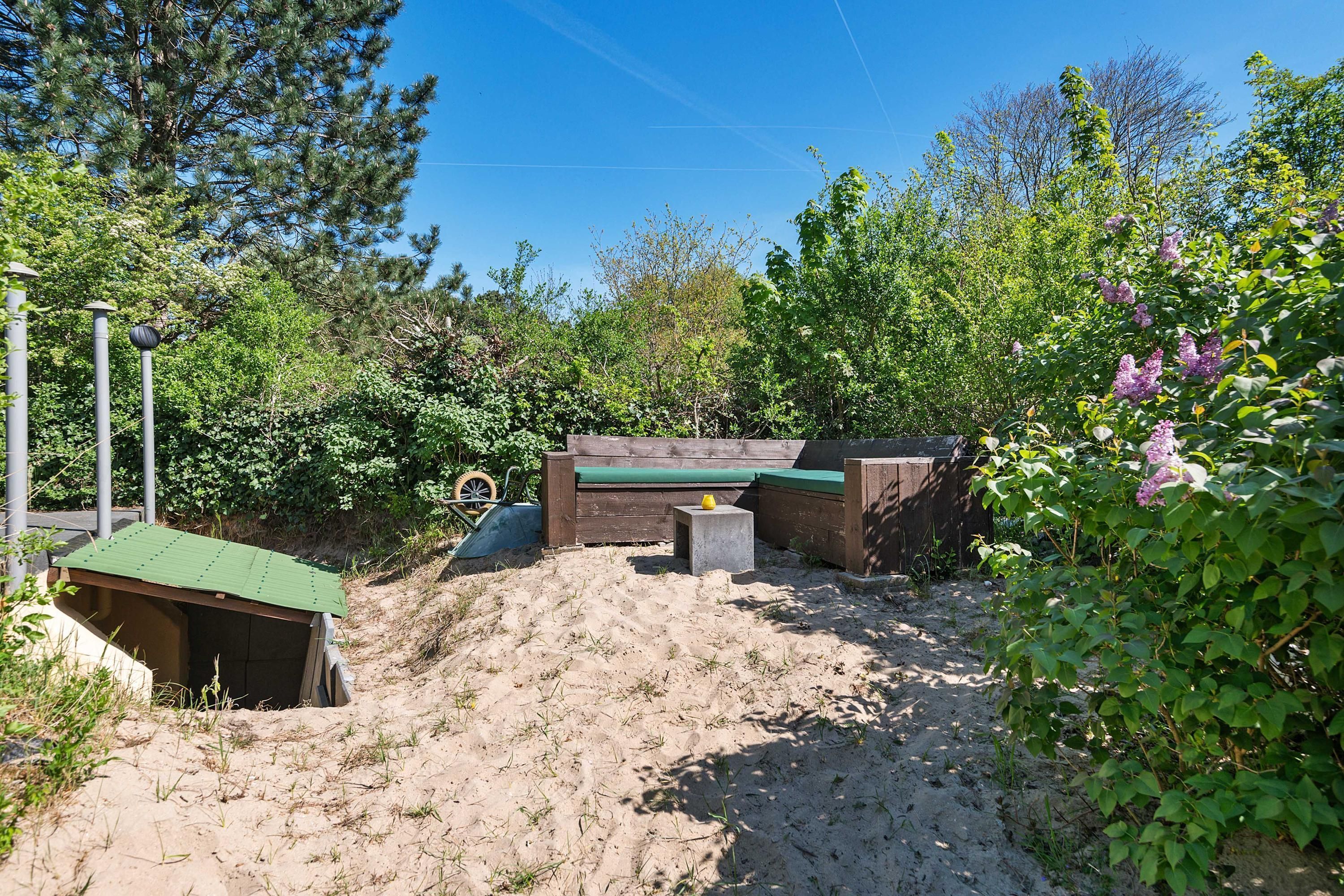 Jhr. P.N. Quarles van Uffordlaan 1-a21 Photo Blur 9