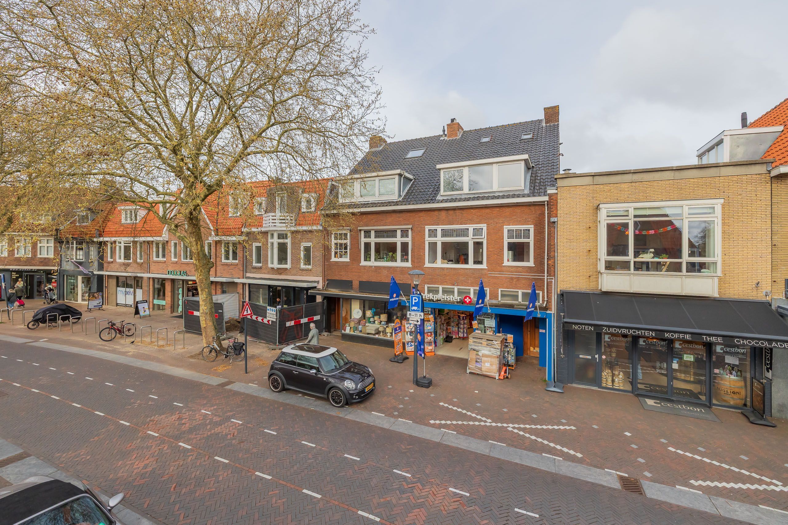 Binnenweg 155-C Photo Blur 0