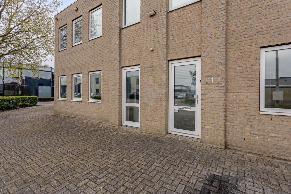 Nijverheidsweg 1 Photo 1